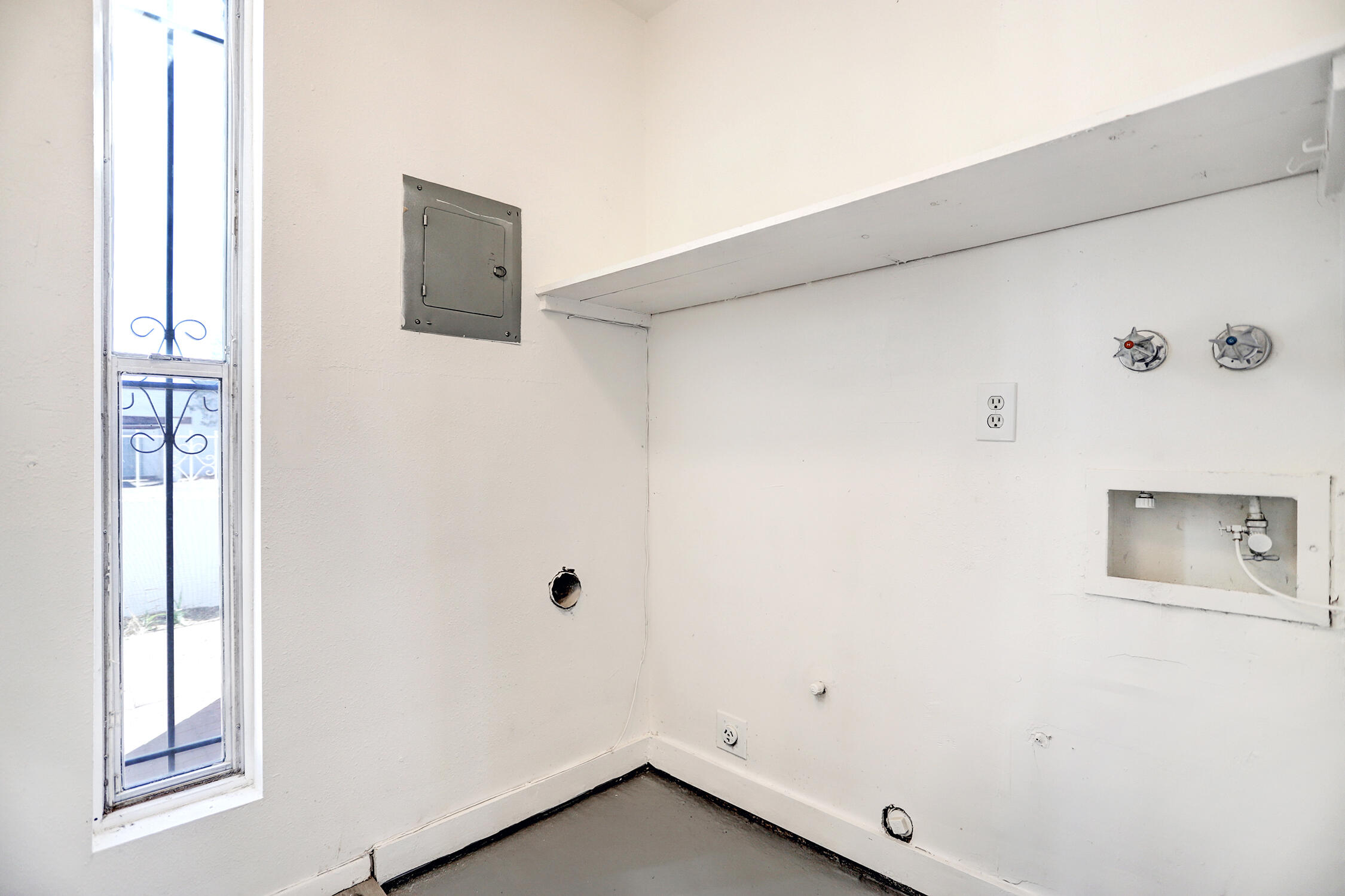 405 MADDOX Loop