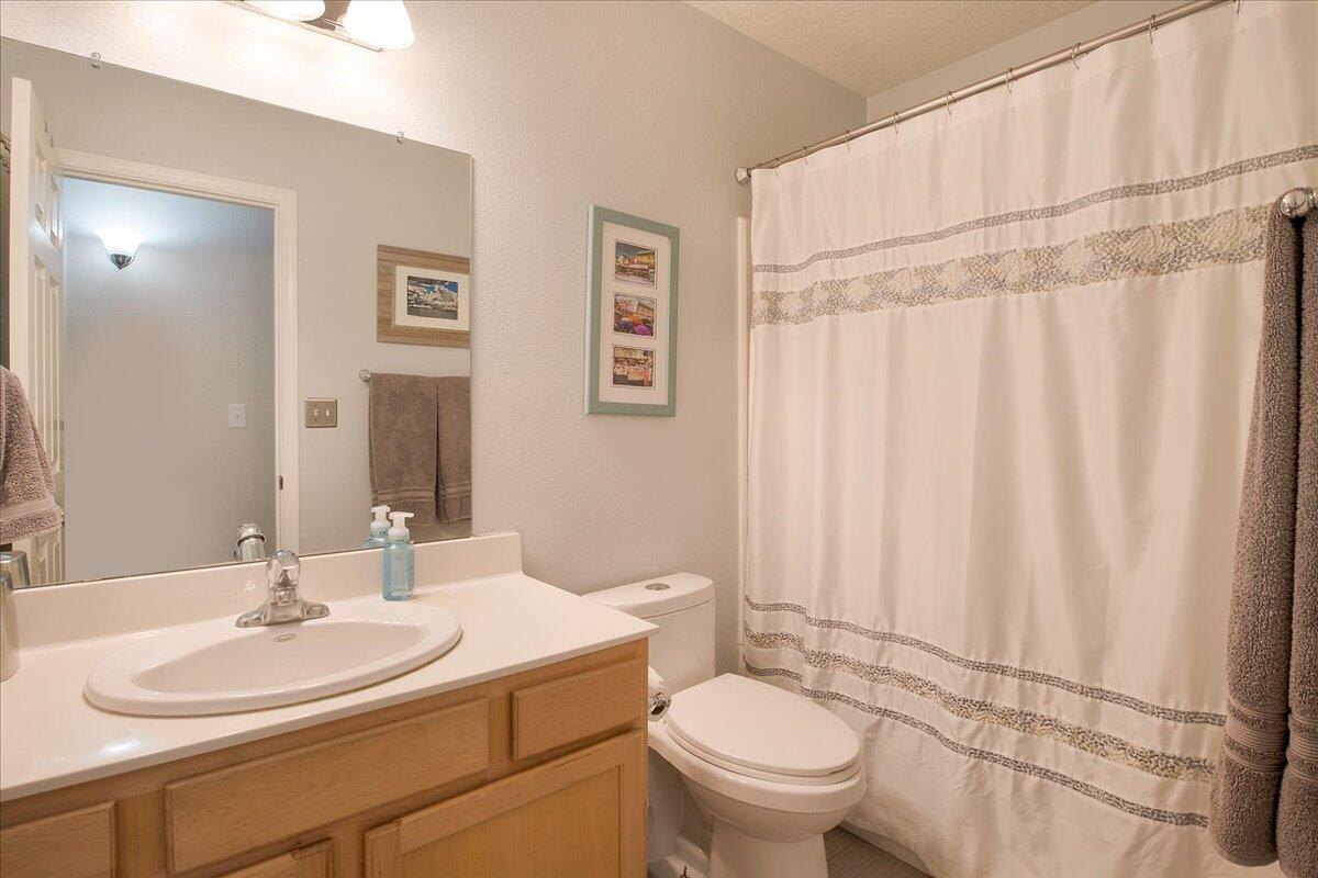 8101 RANCHO SEGURO NW