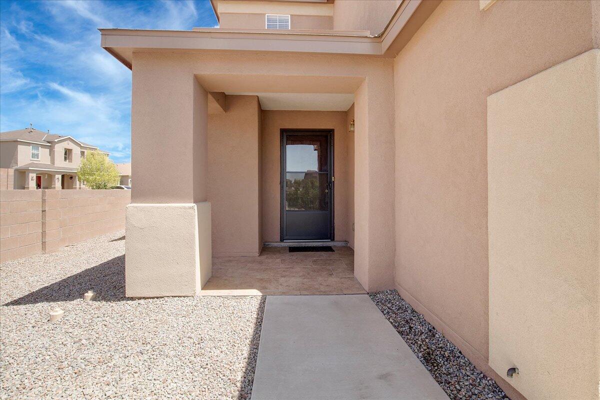 5224 HOBBS Drive NE