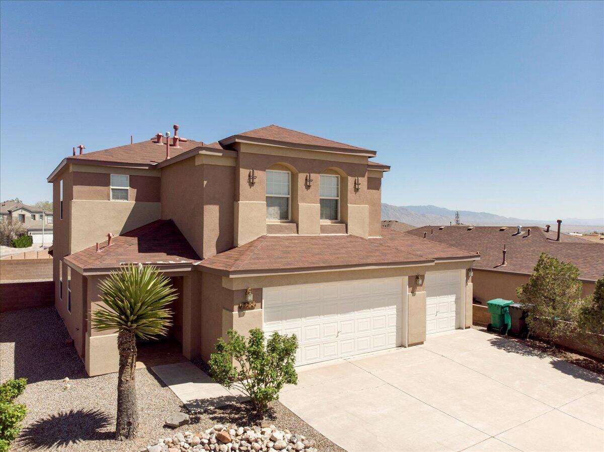 5224 HOBBS Drive NE