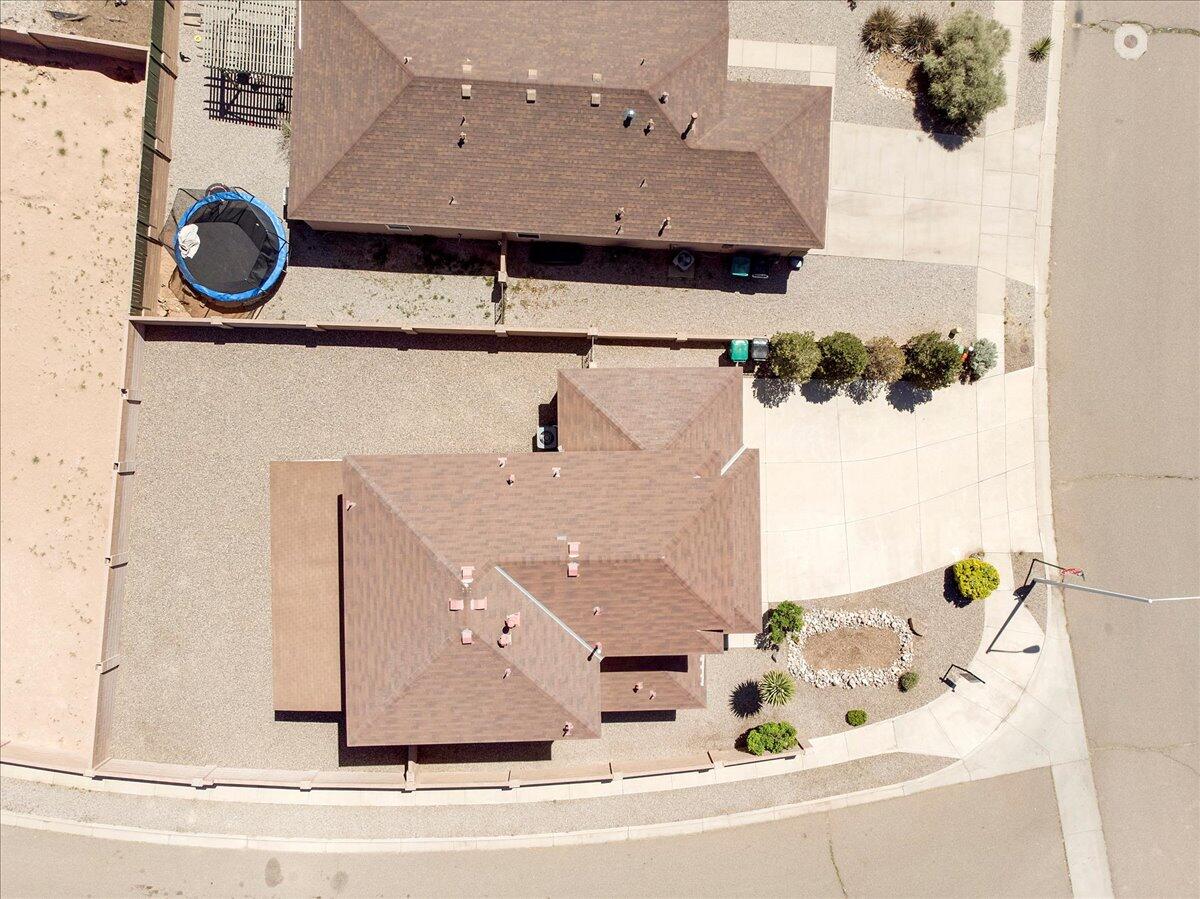 5224 HOBBS Drive NE