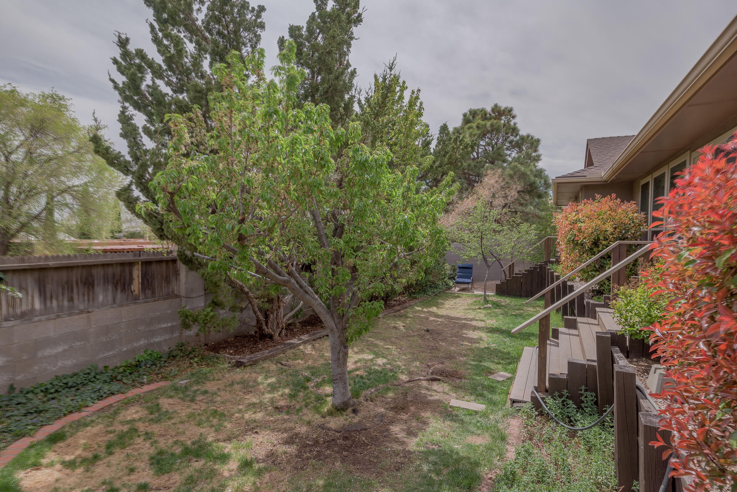 9616 PASEO DEL REY NE