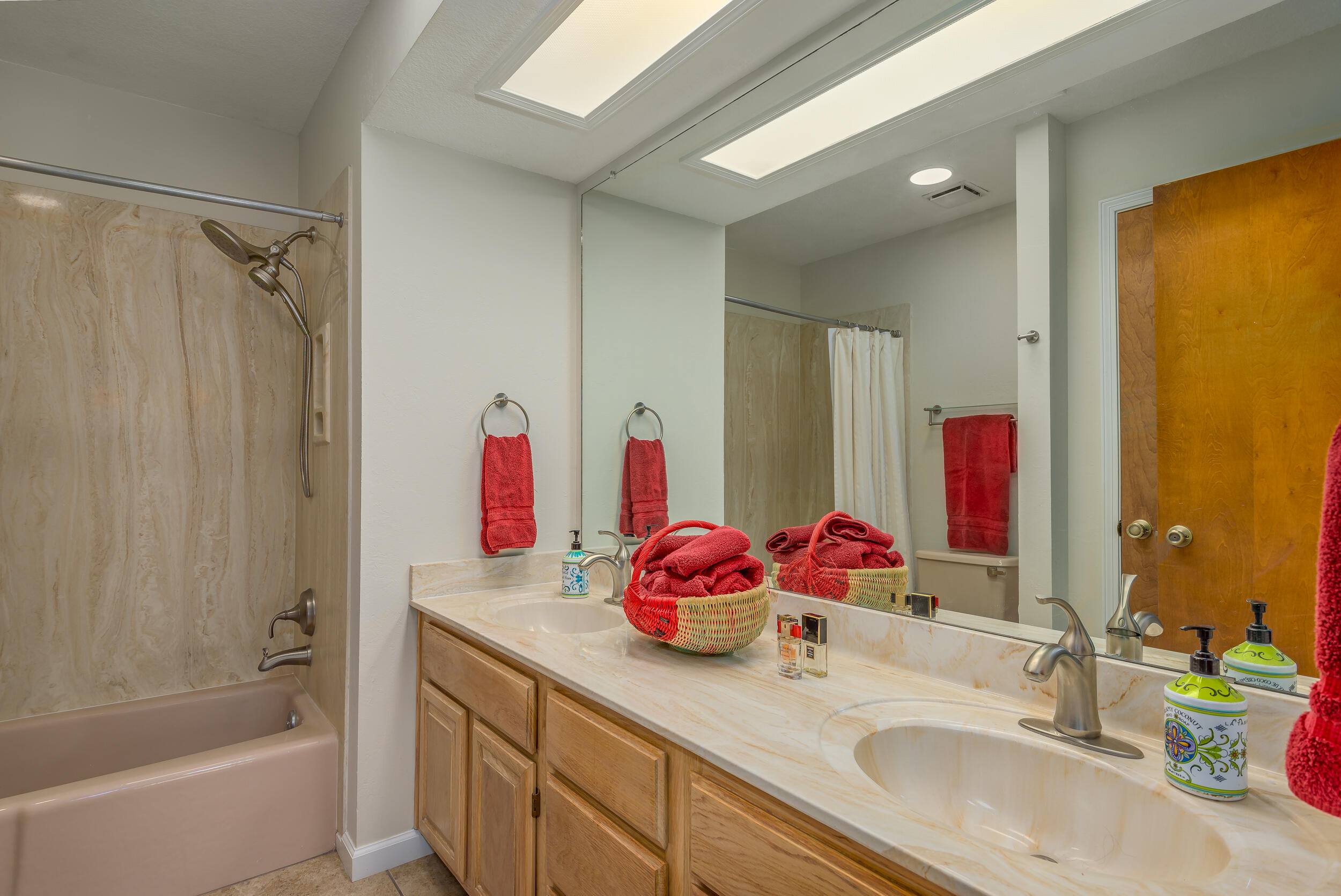 9616 PASEO DEL REY NE