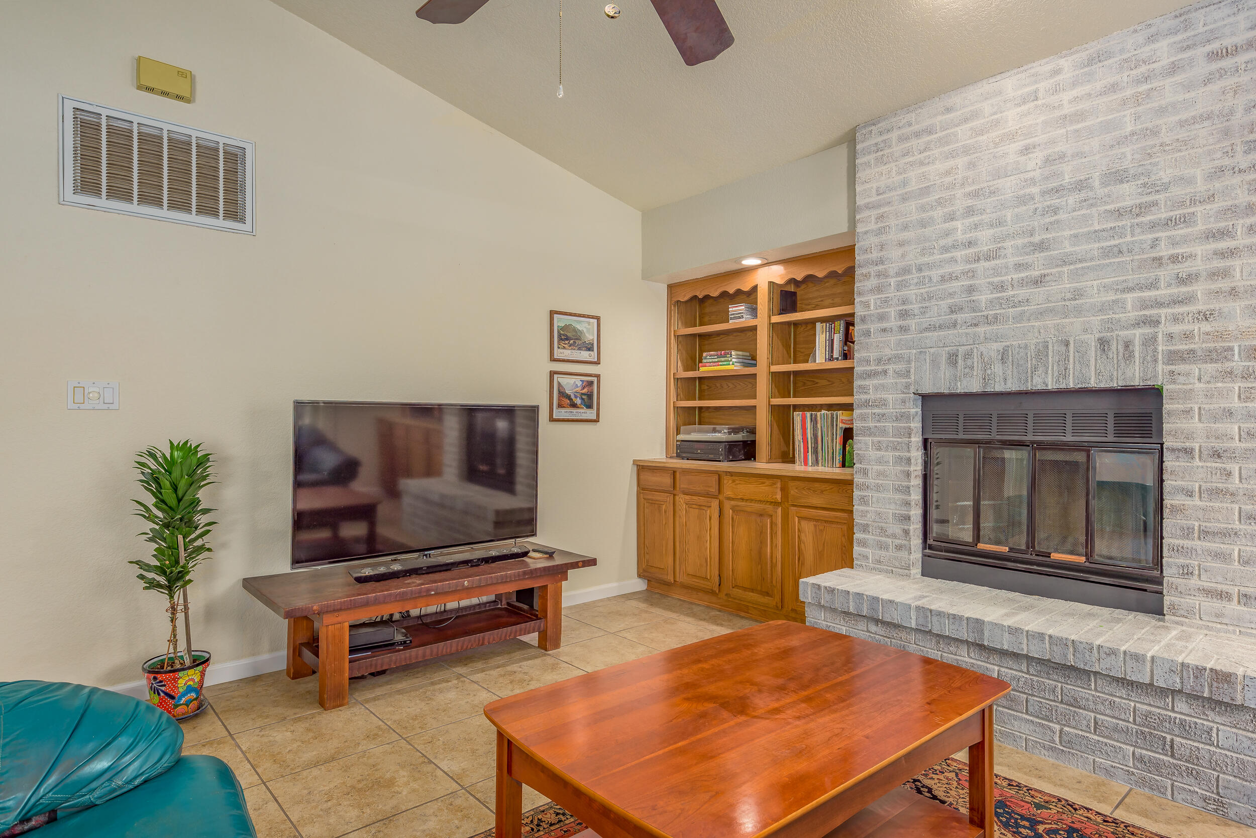 9616 PASEO DEL REY NE