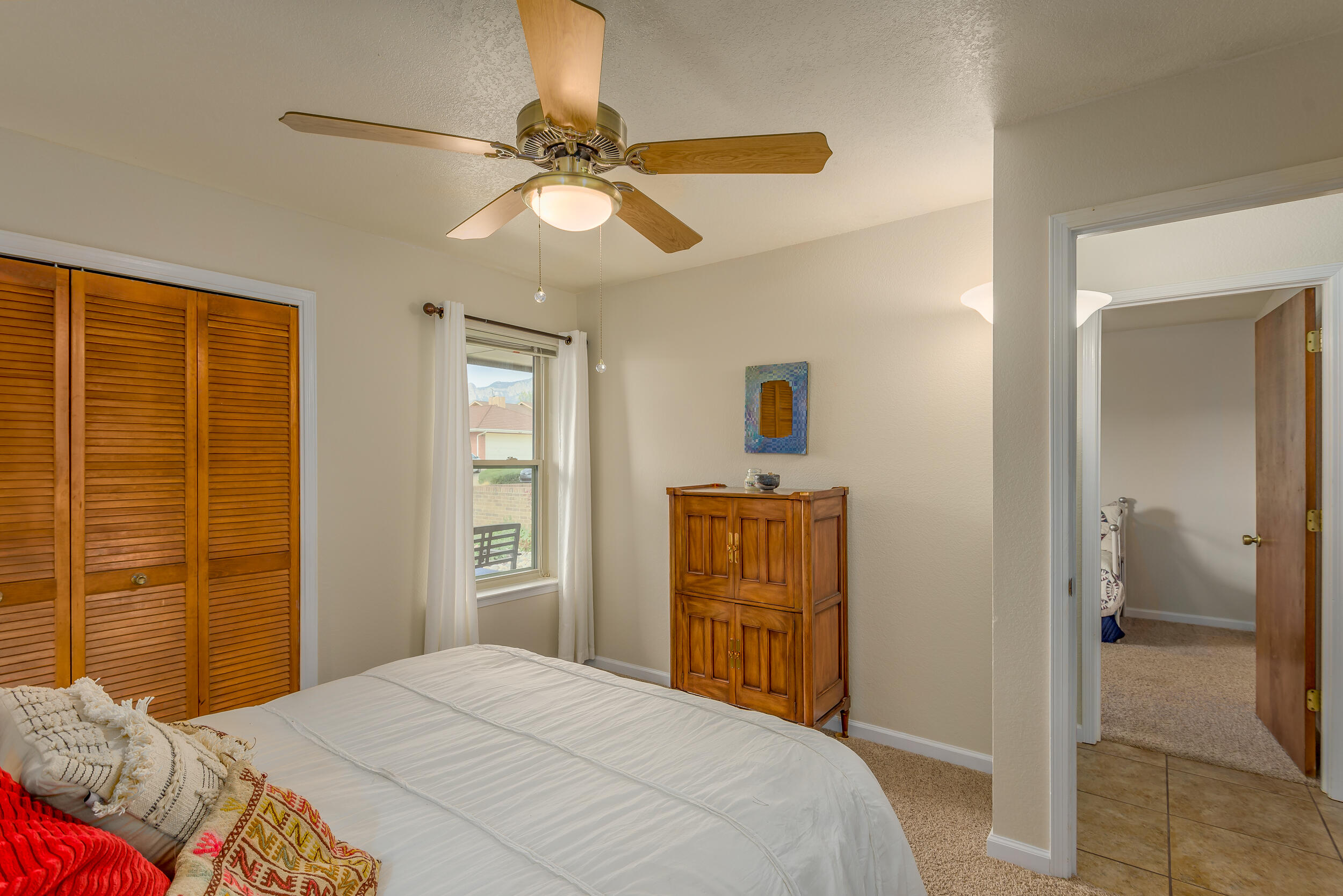 9616 PASEO DEL REY NE