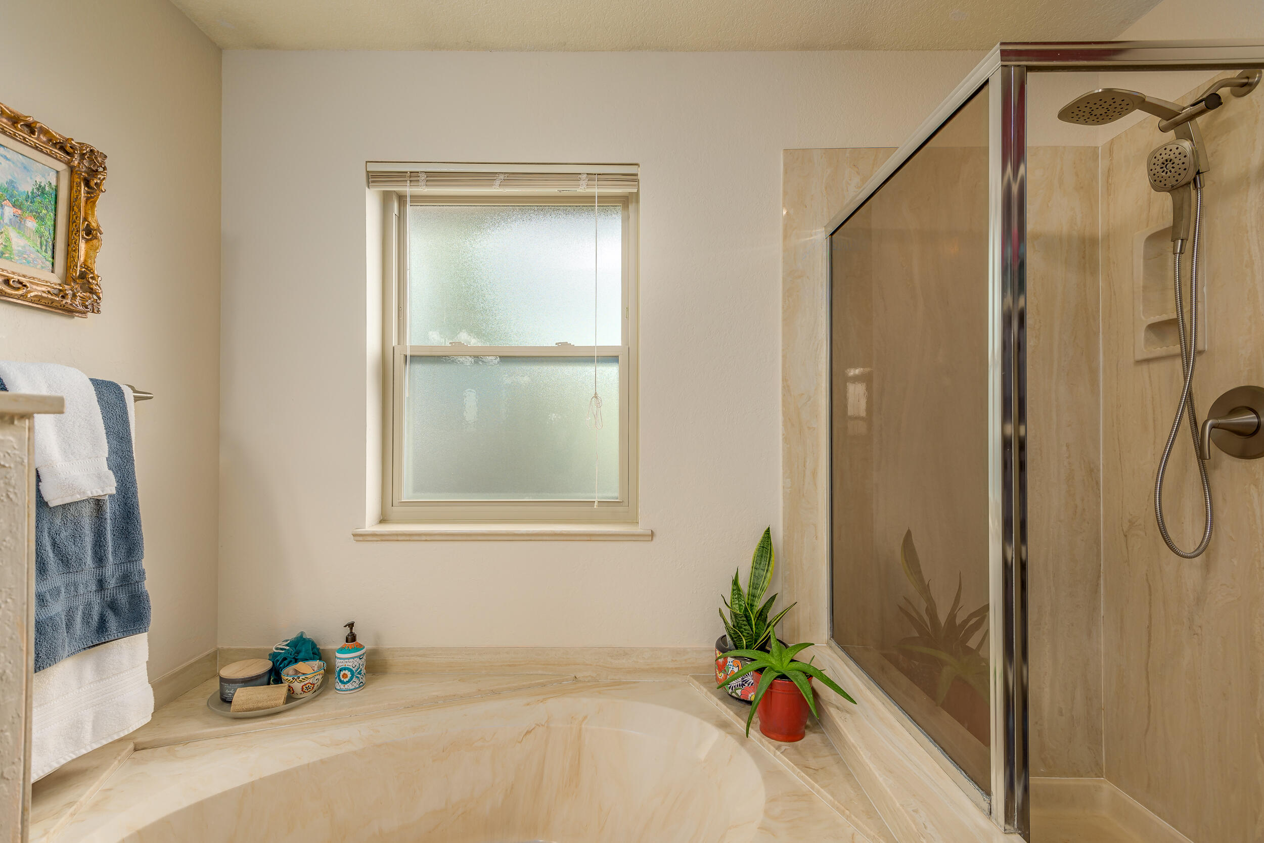 9616 PASEO DEL REY NE