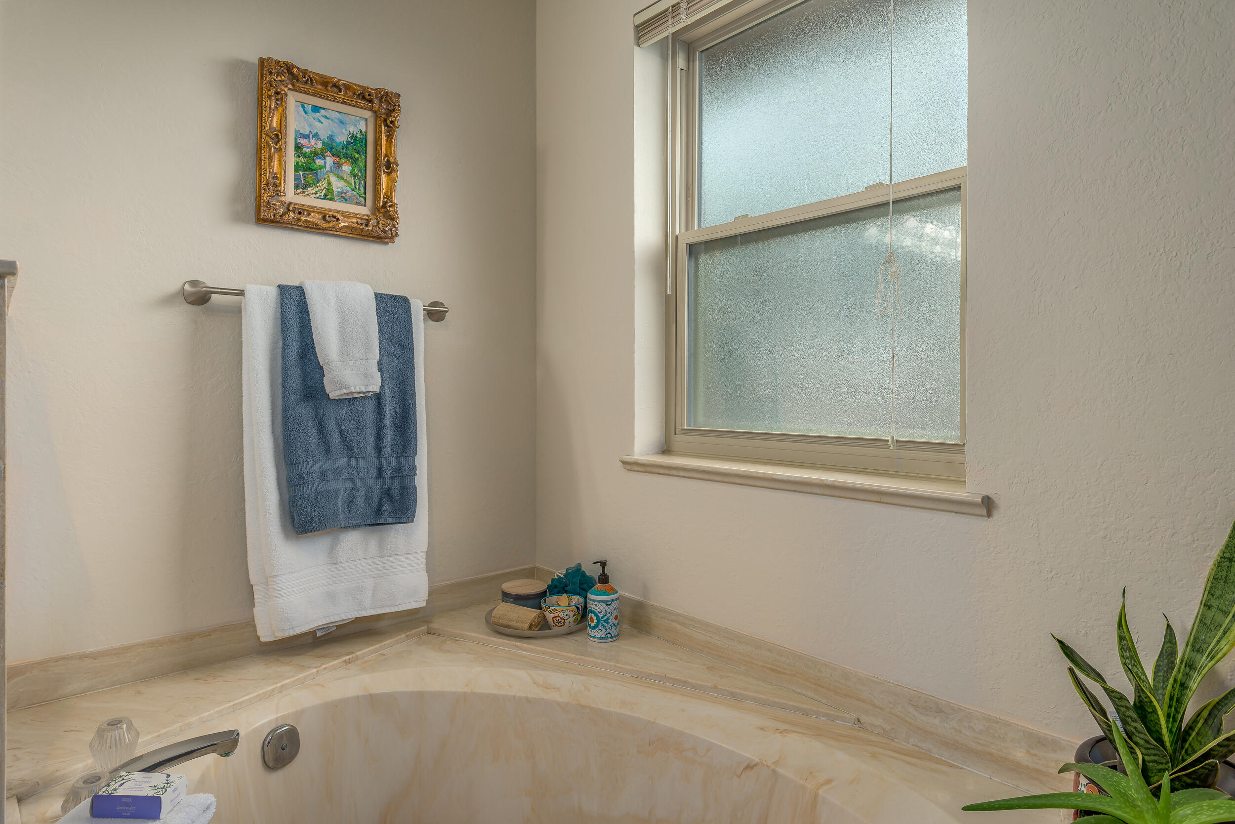 9616 PASEO DEL REY NE