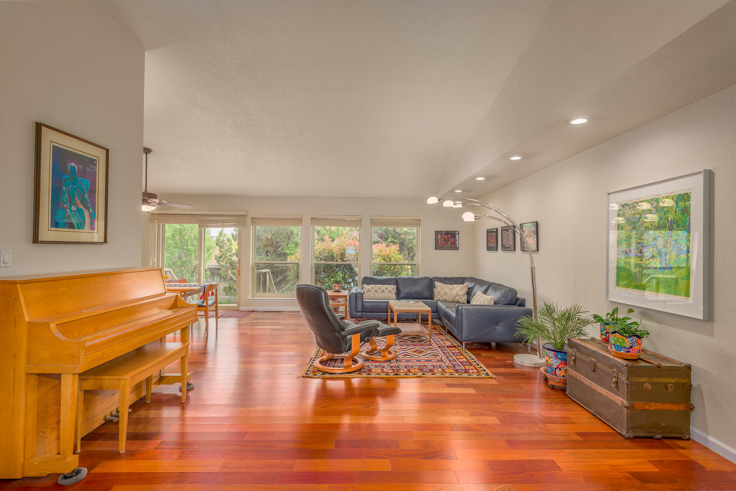 9616 PASEO DEL REY NE