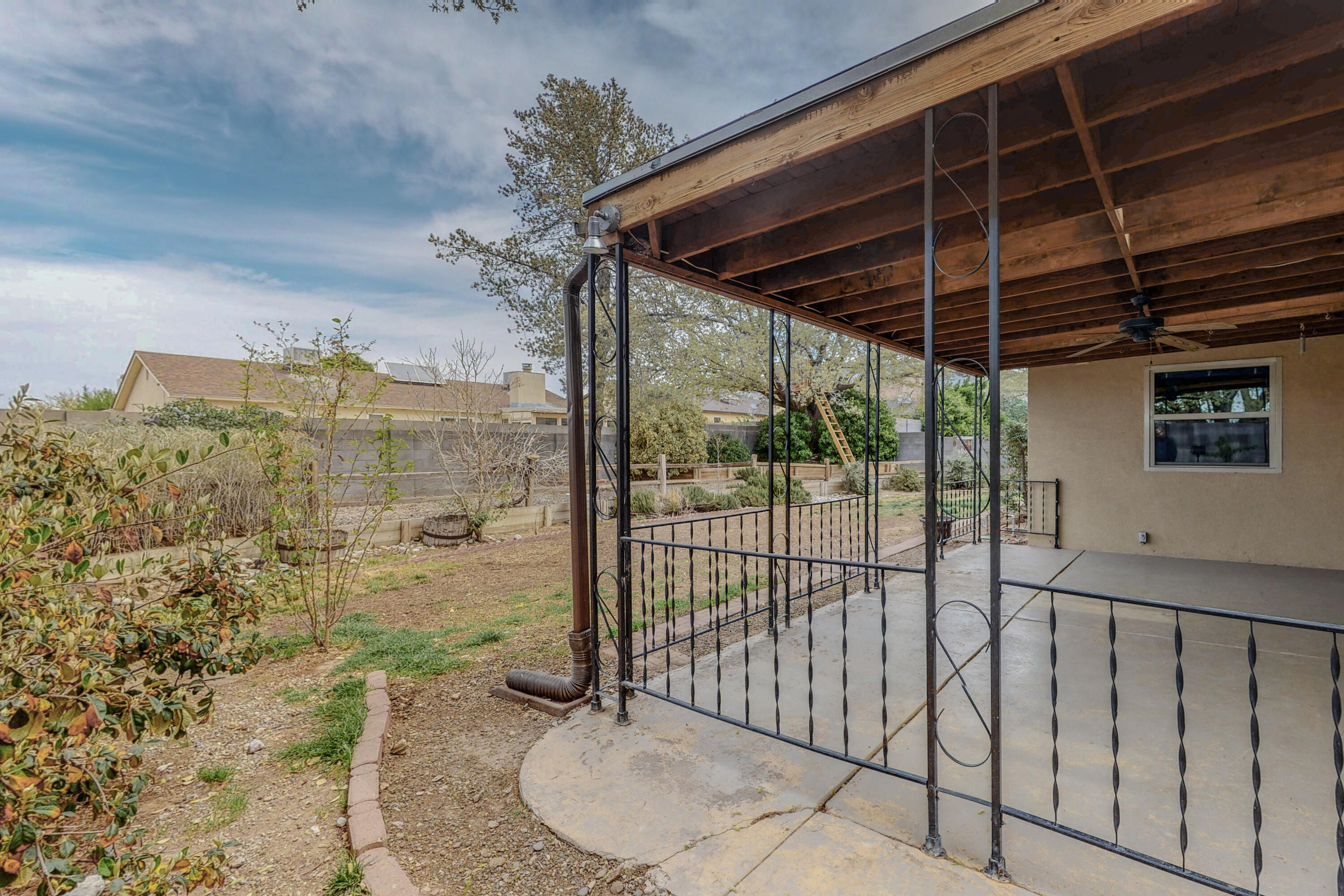 7545 CAPULIN Road NE