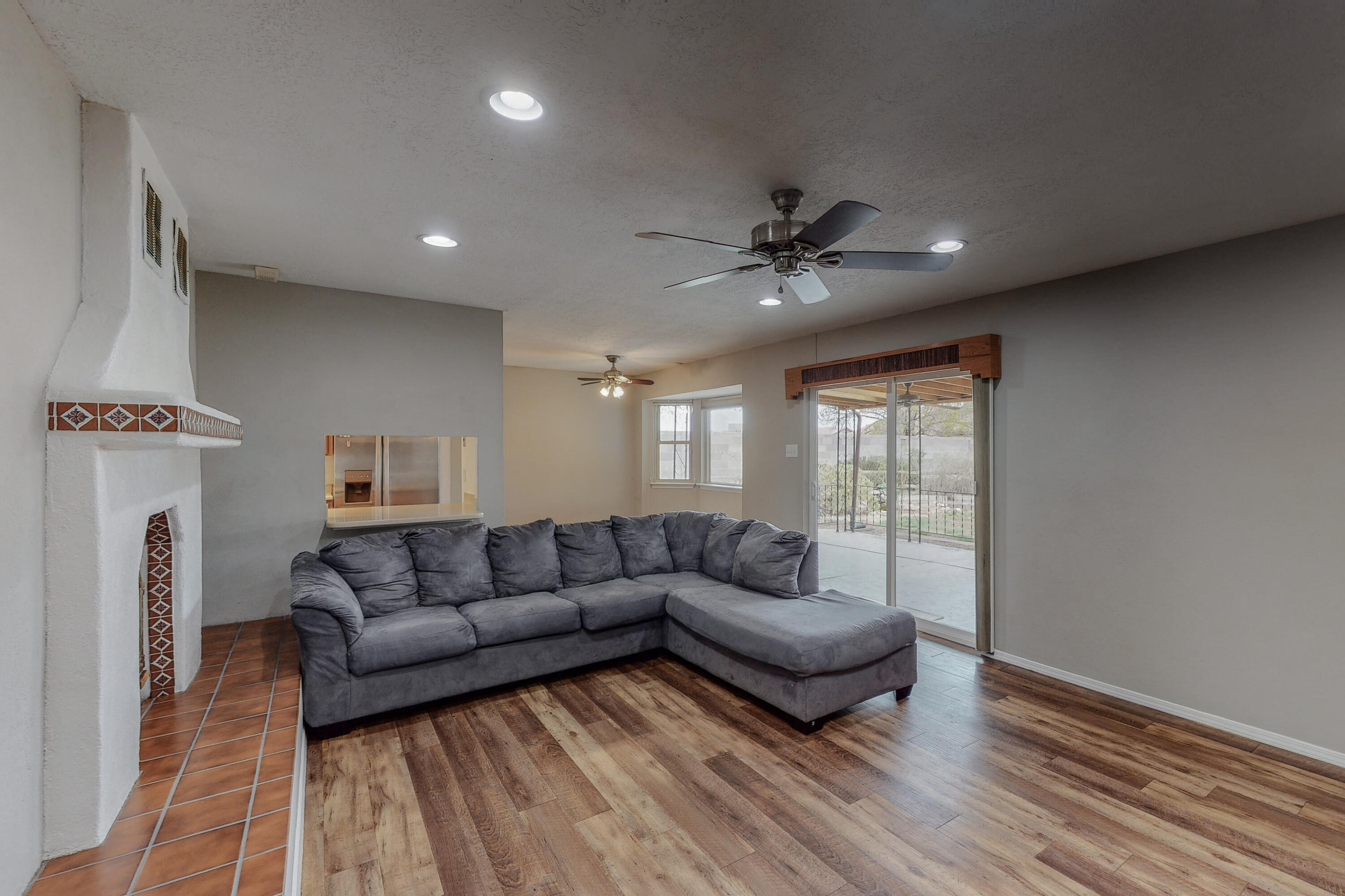 7545 CAPULIN Road NE