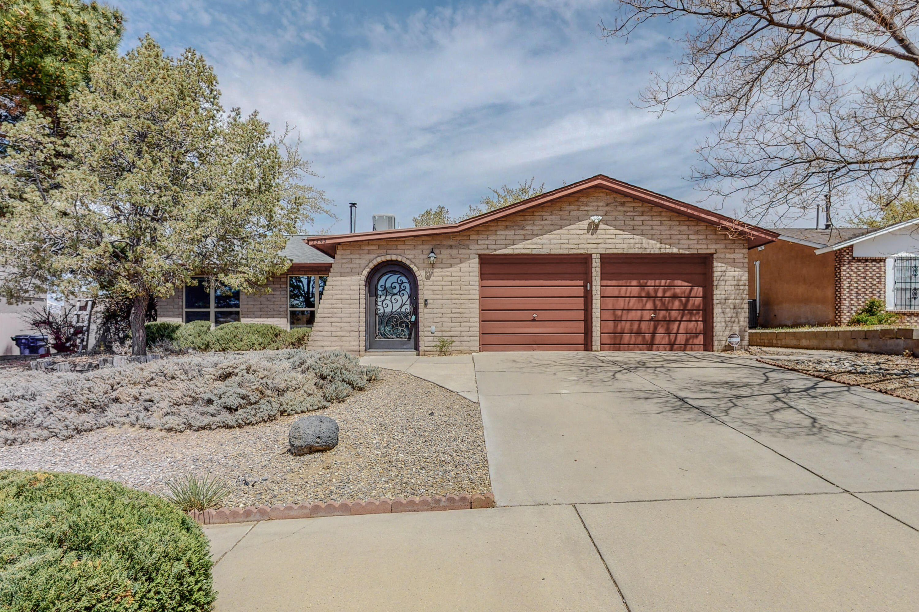 7545 CAPULIN Road NE