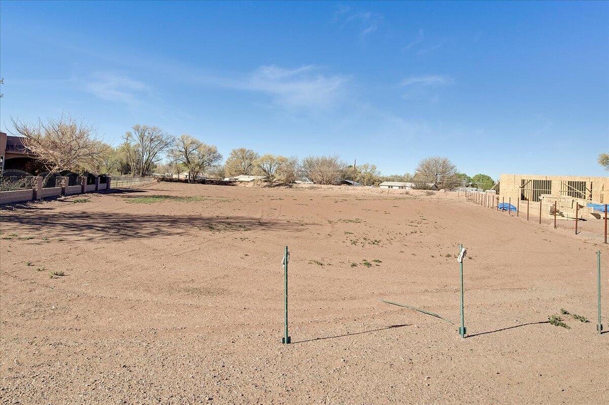 1845 Los Pinos Drive