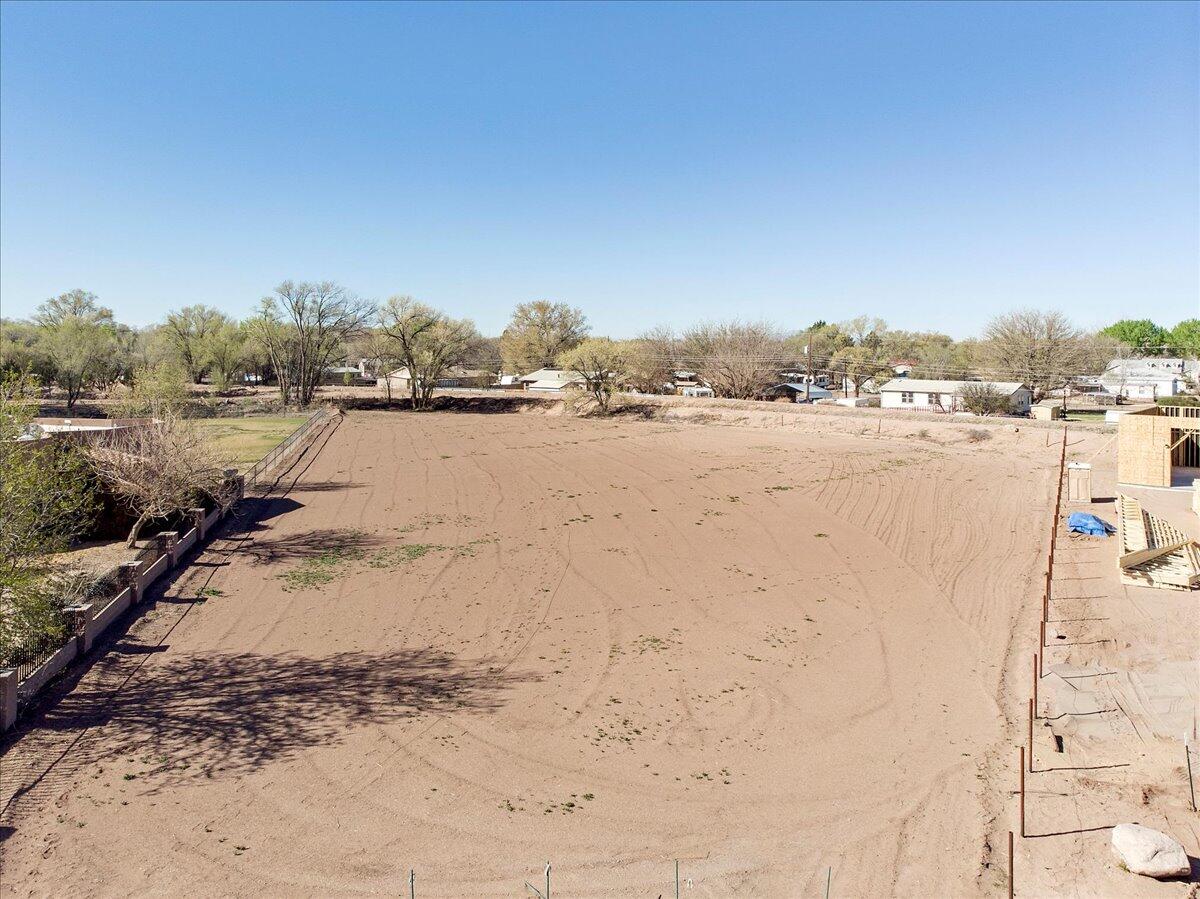 1845 Los Pinos Drive