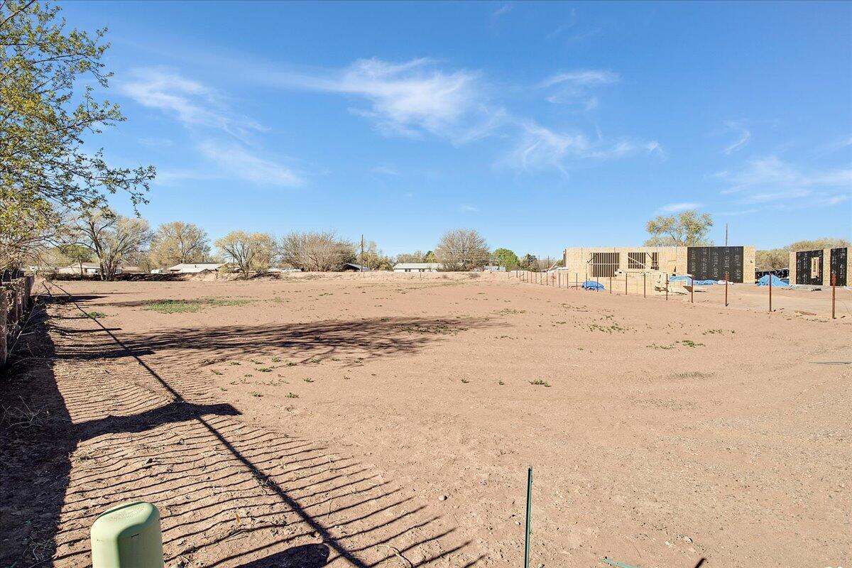 1845 Los Pinos Drive