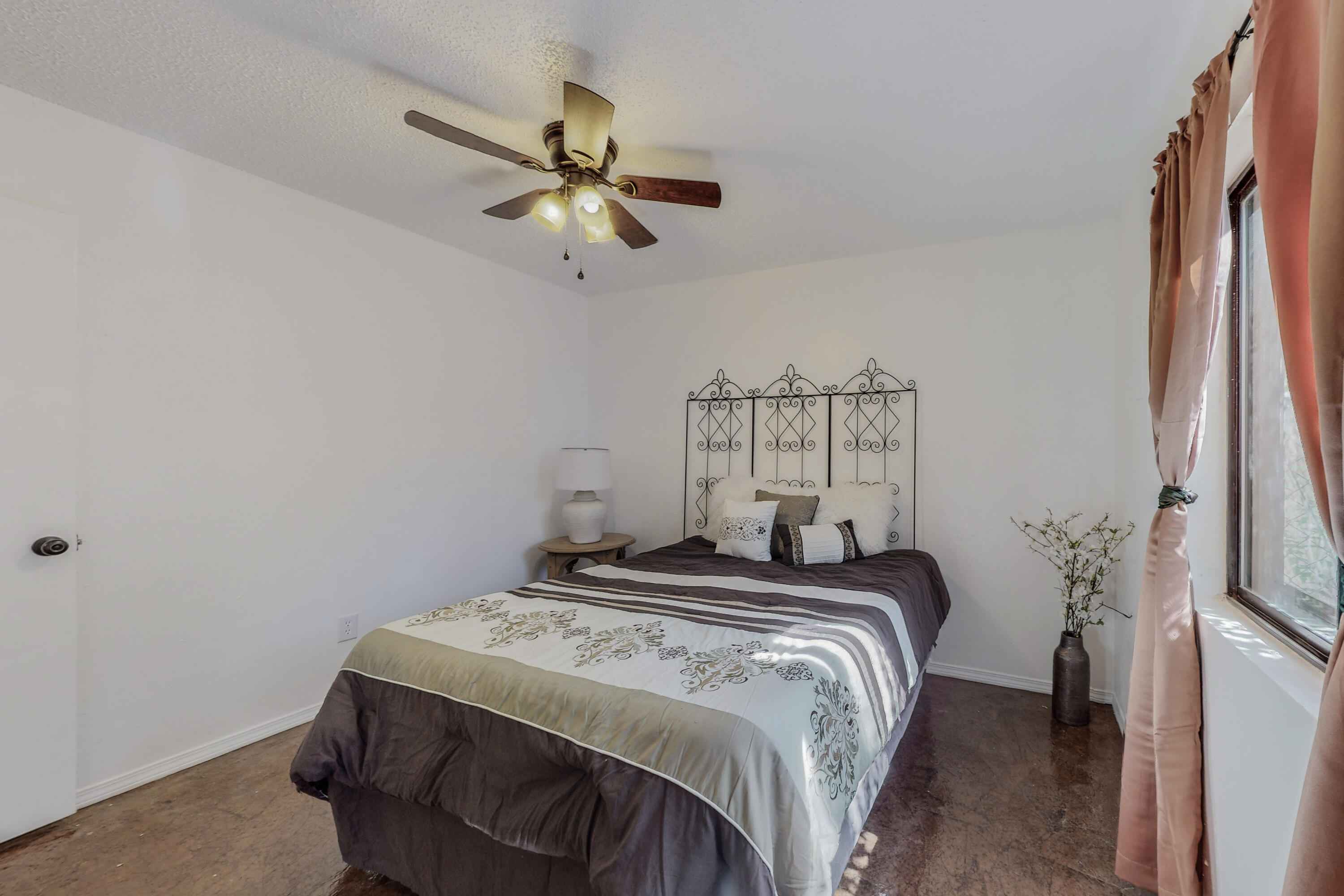 2628 FLORAL Road NW