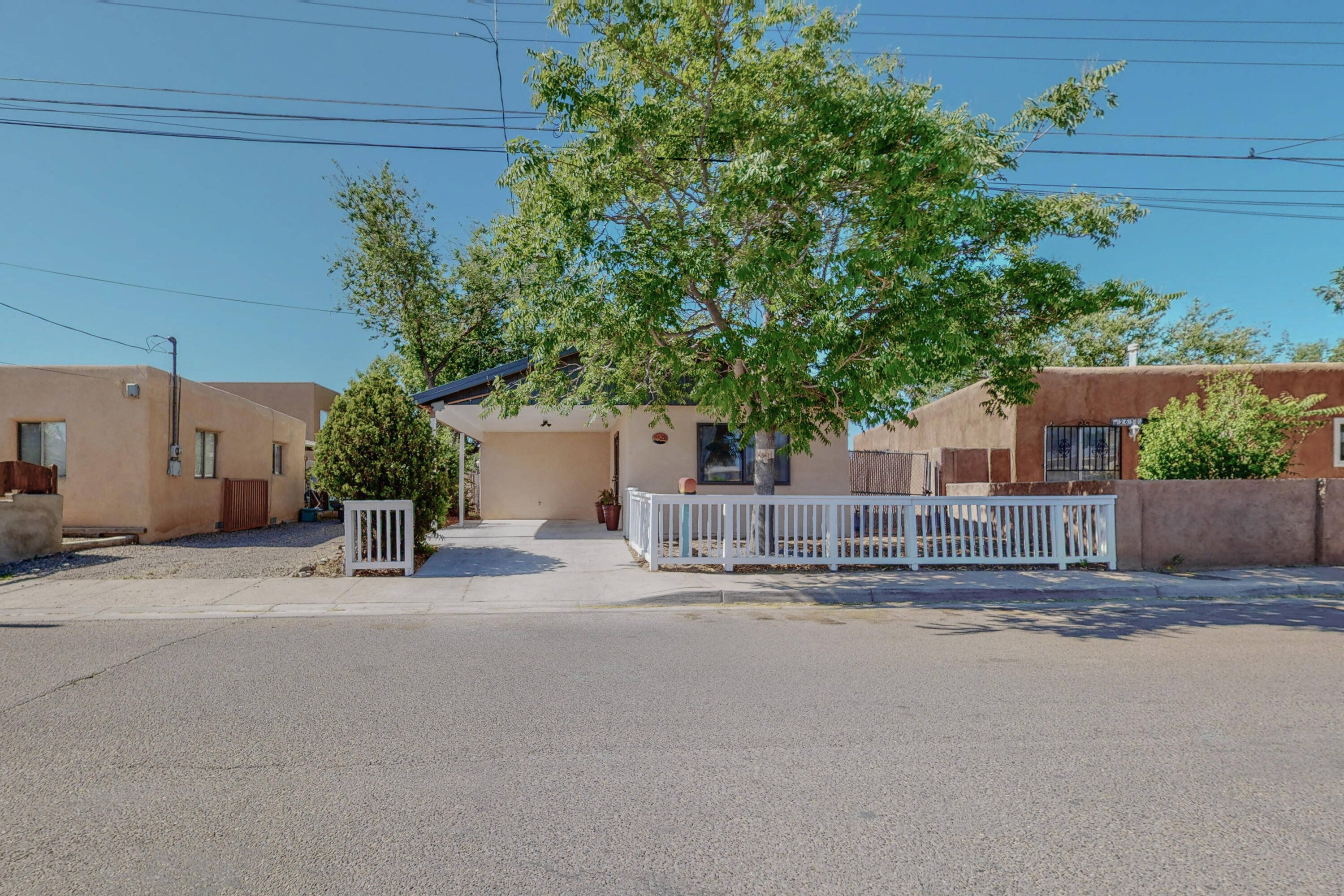 2628 FLORAL Road NW