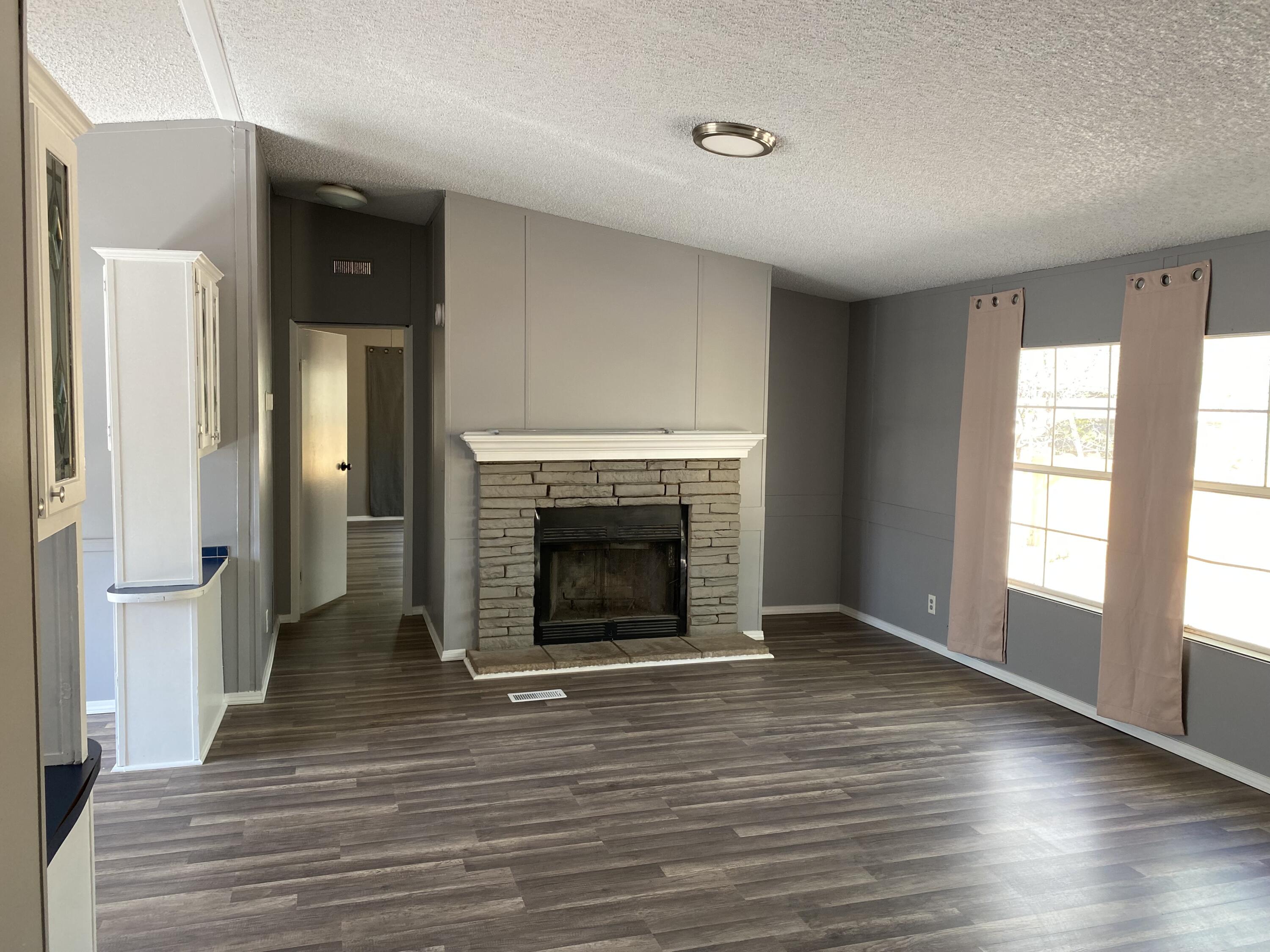 1801 POPLAR Lane SW