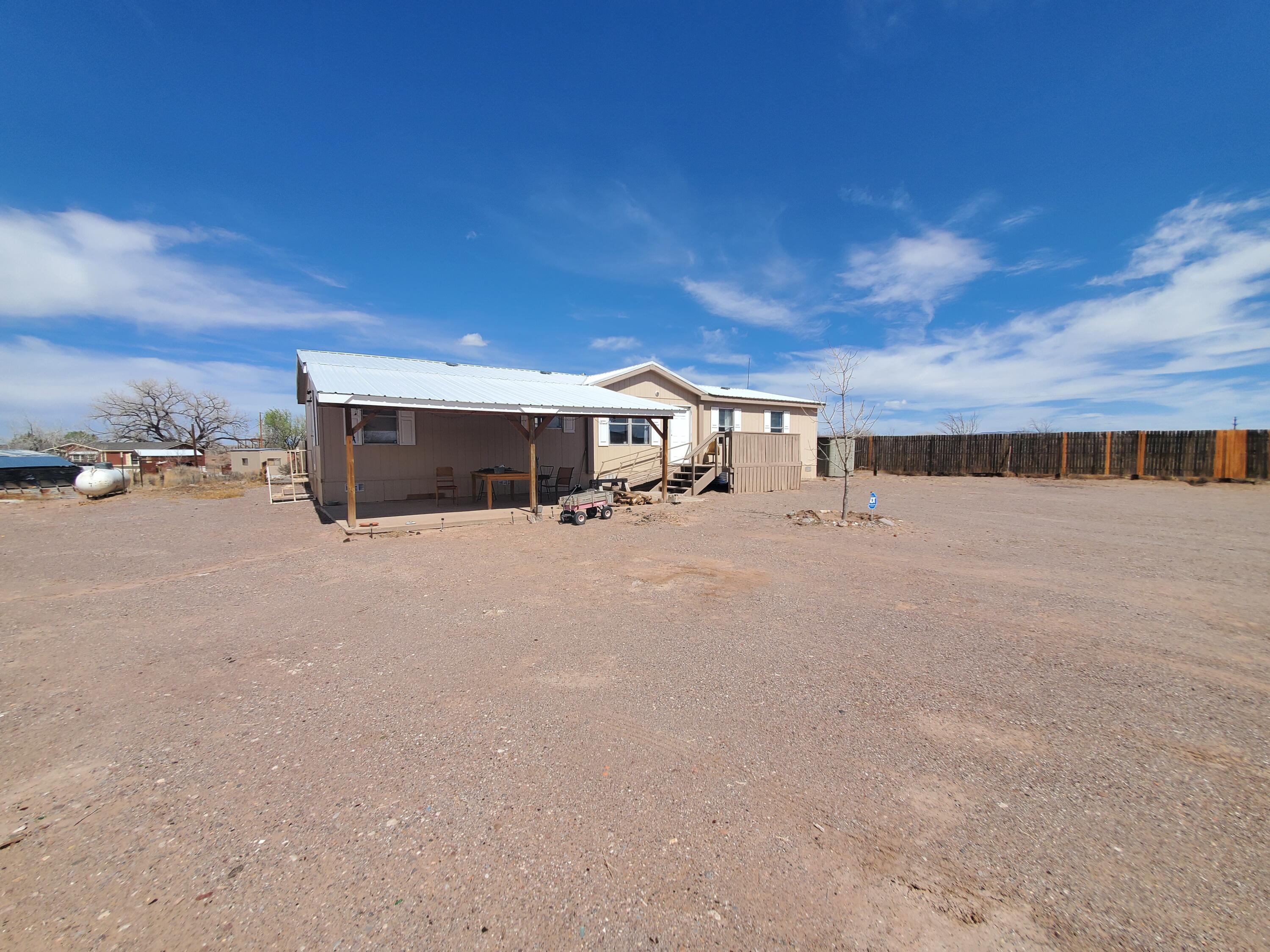 18 ALAMILLO Road