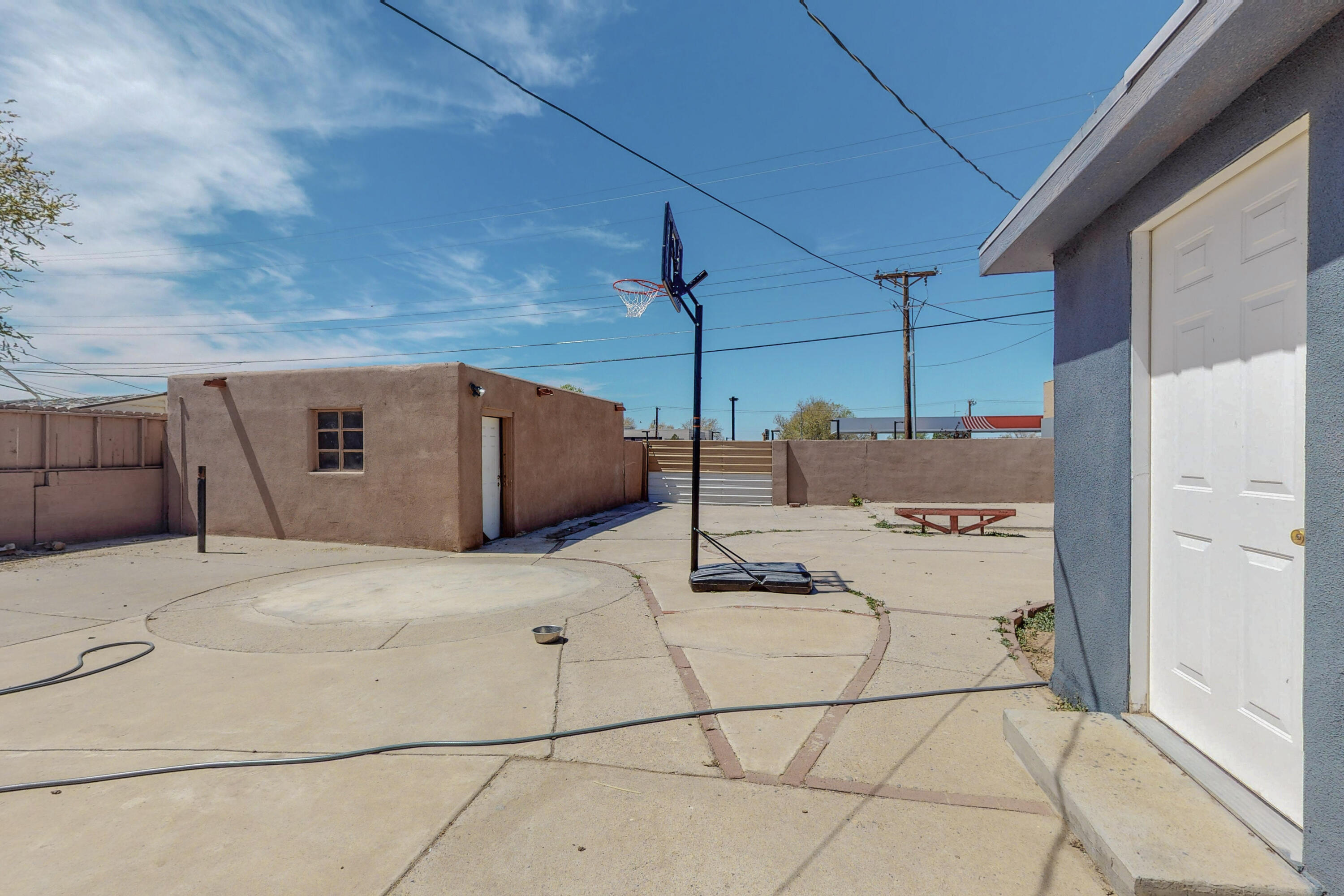 1337 BOATRIGHT Drive NE