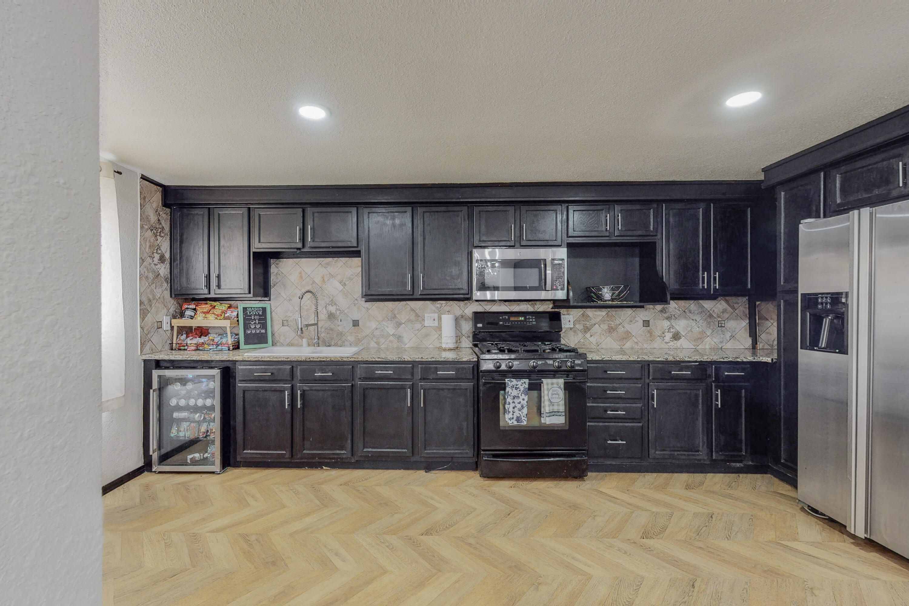 1337 BOATRIGHT Drive NE