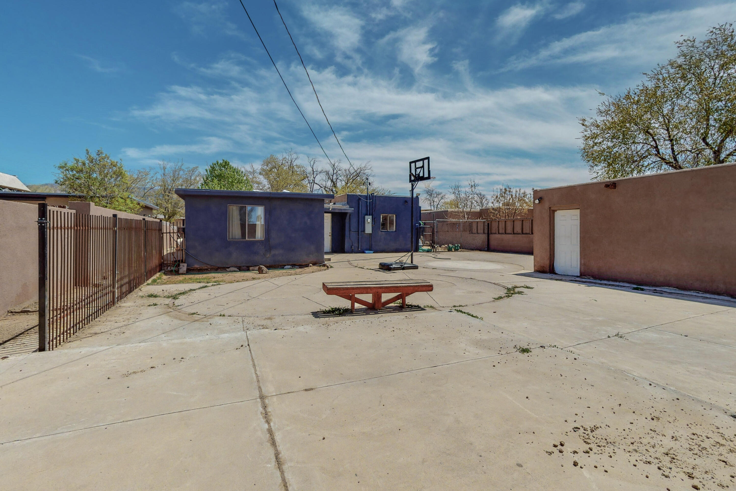1337 BOATRIGHT Drive NE