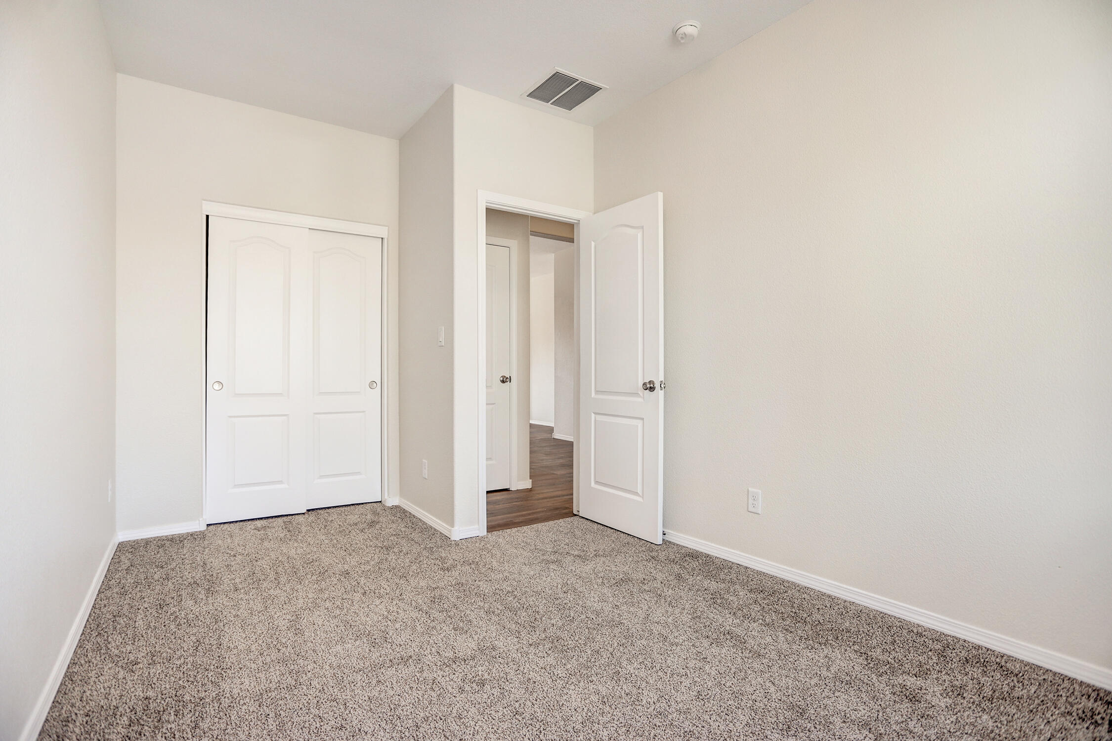 2900 BOSQUE DE ORO Drive SW