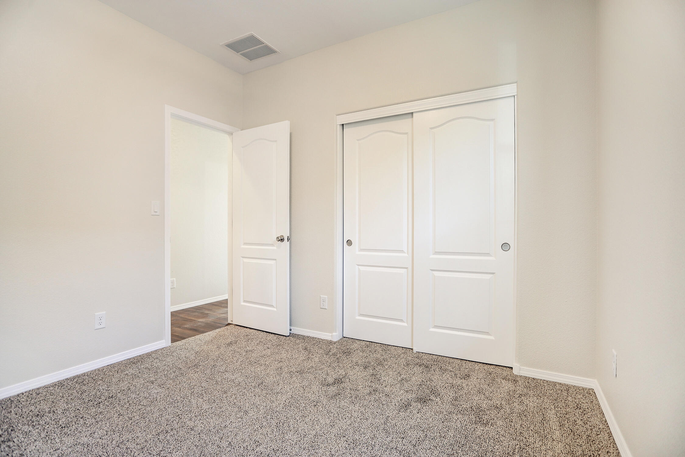 2900 BOSQUE DE ORO Drive SW