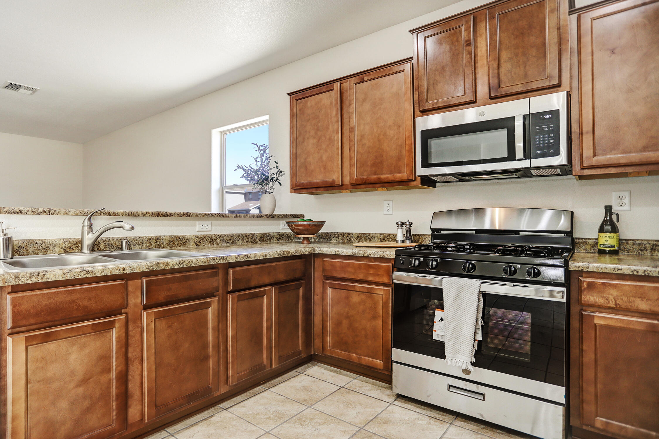 2900 BOSQUE DE ORO Drive SW
