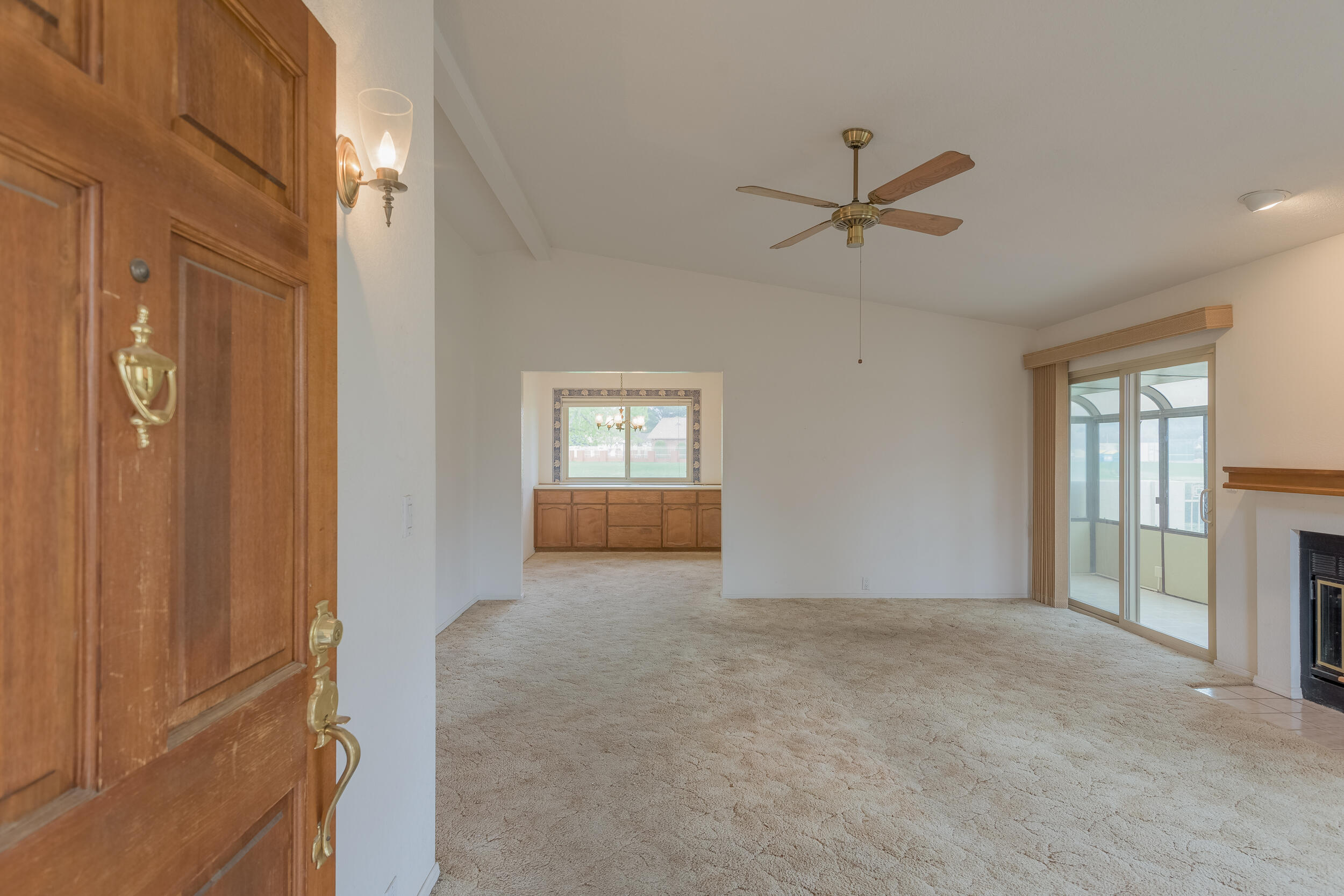 420 ROCK CREEK PARK Avenue NE