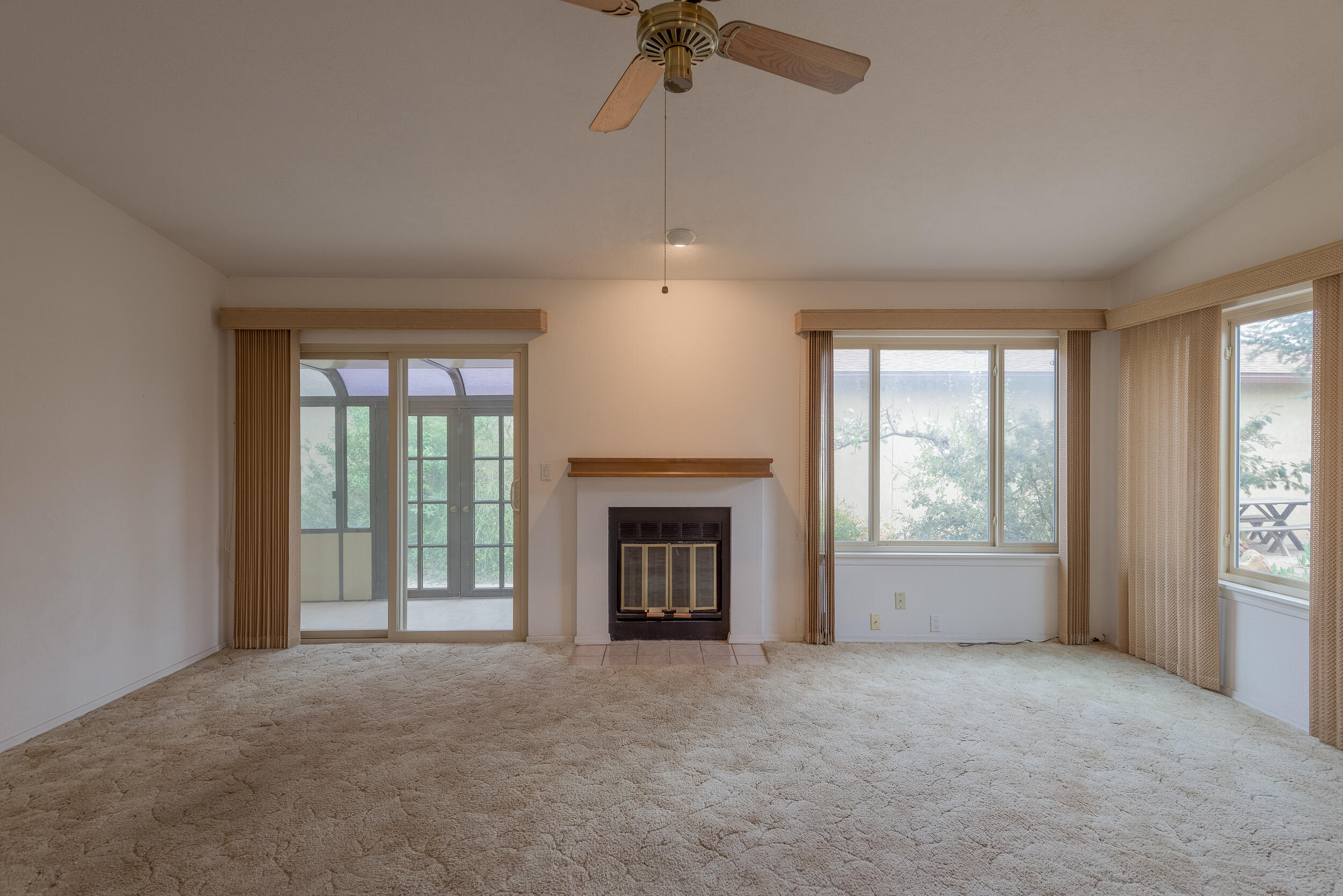420 ROCK CREEK PARK Avenue NE