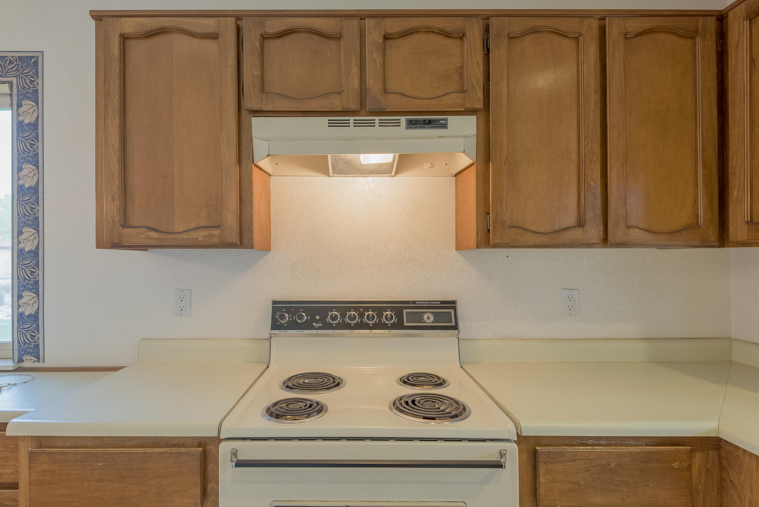 420 ROCK CREEK PARK Avenue NE