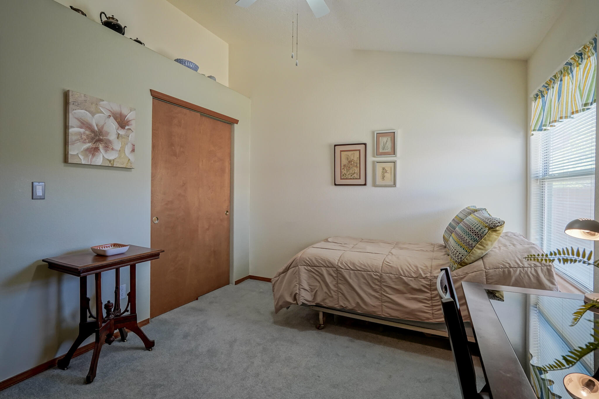 8032 PETROGLYPH Avenue NW