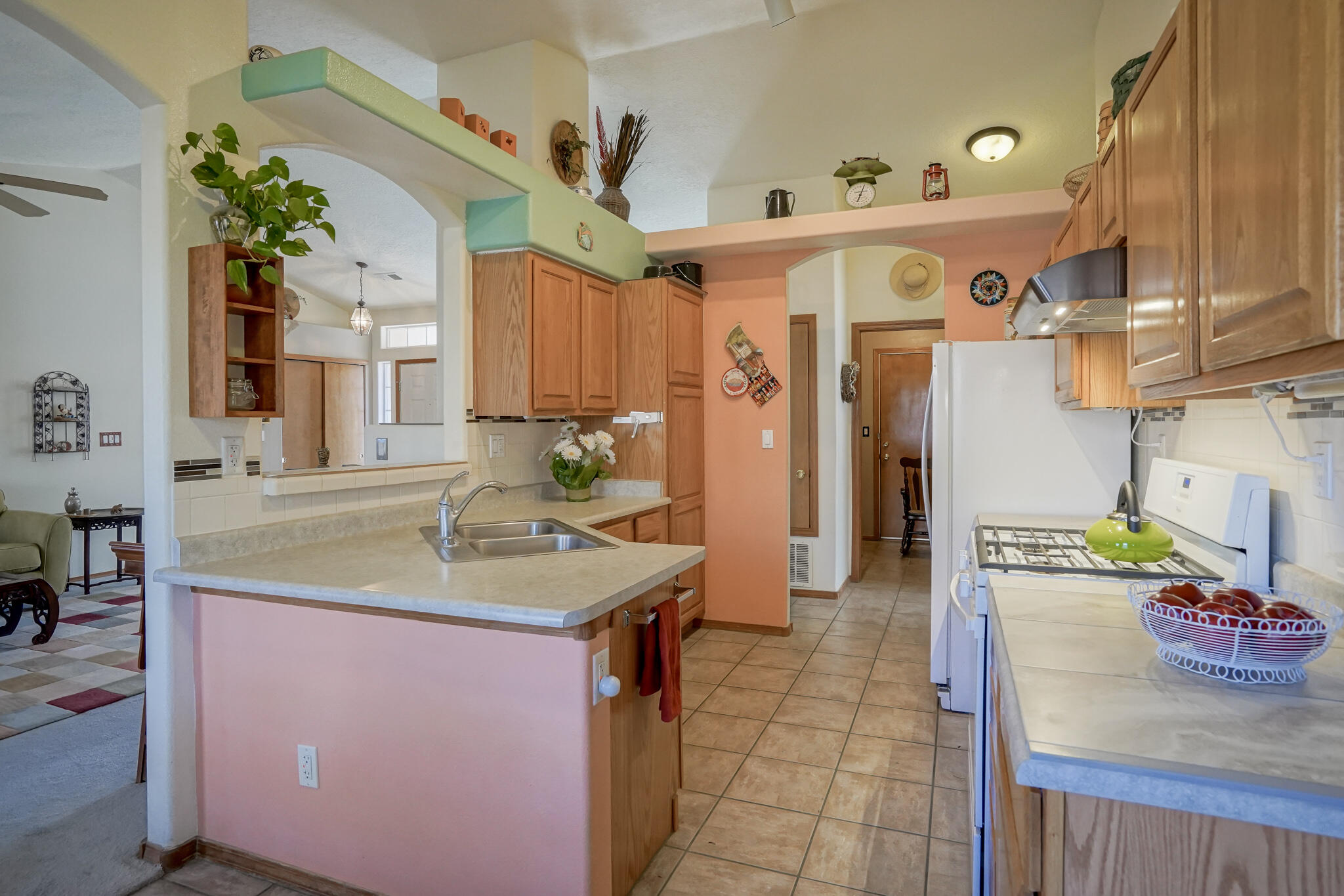 8032 PETROGLYPH Avenue NW