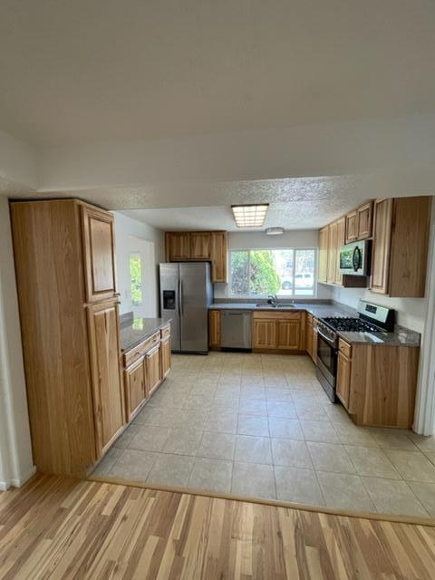 1515 Katie Street NE