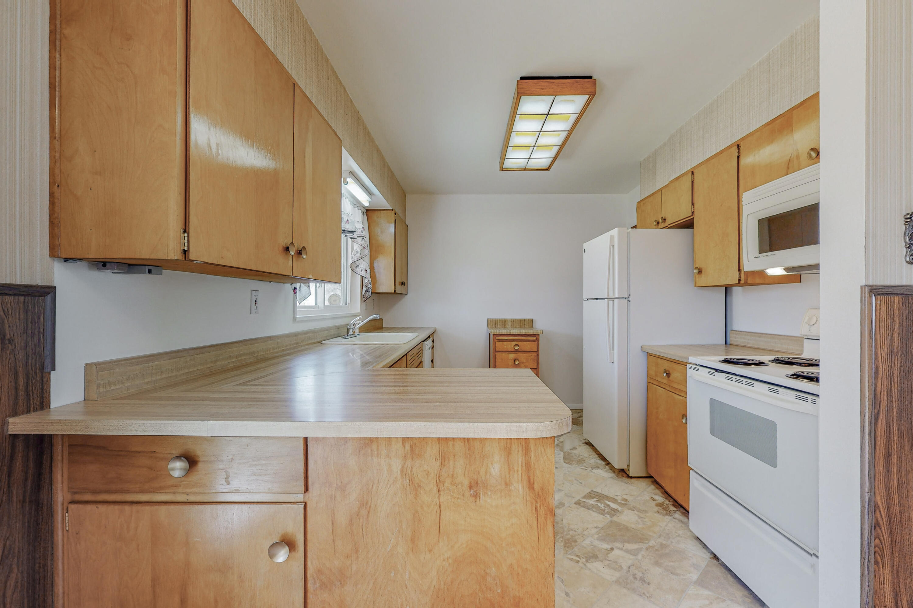 309 GENERAL ARNOLD Street NE