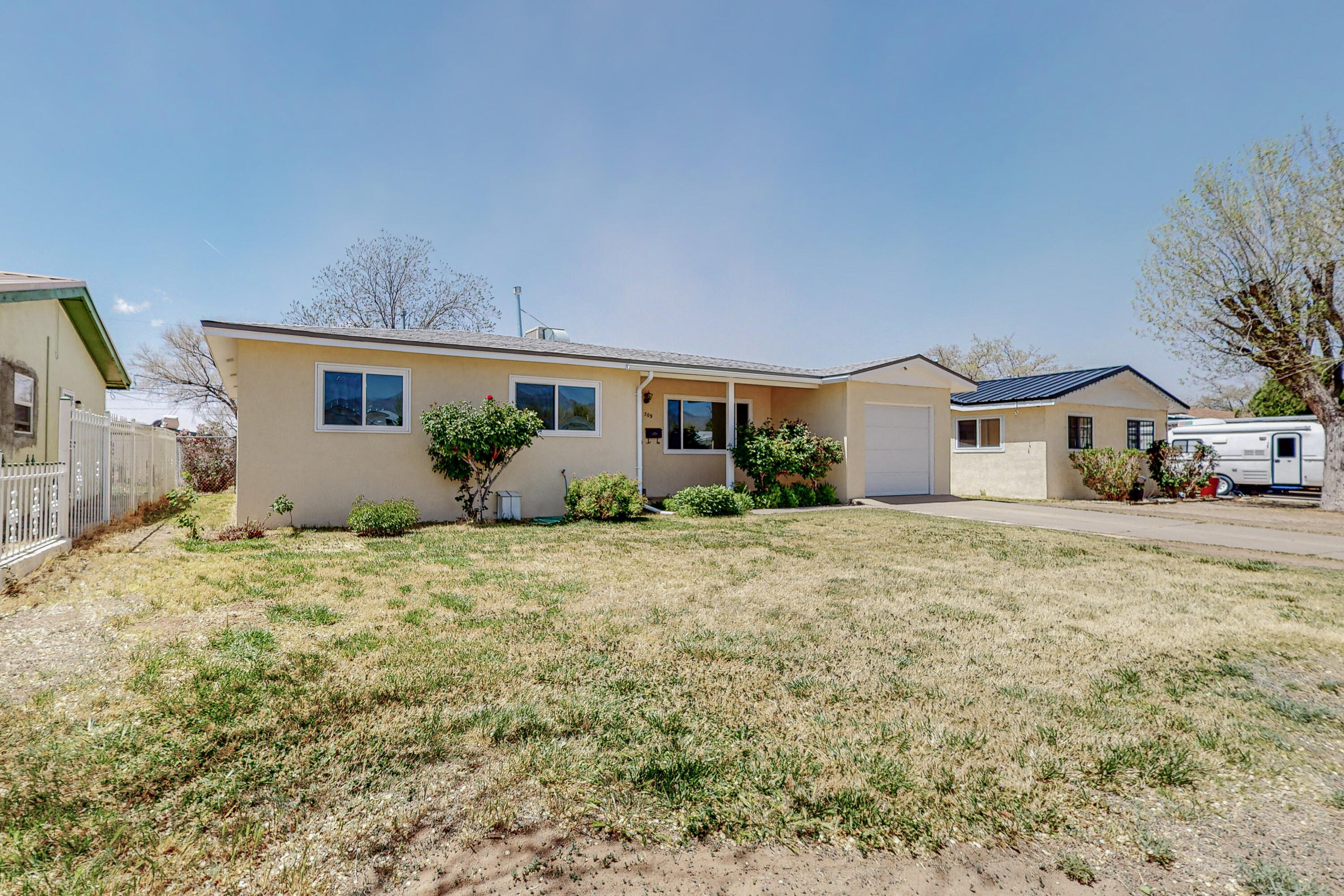 309 GENERAL ARNOLD Street NE