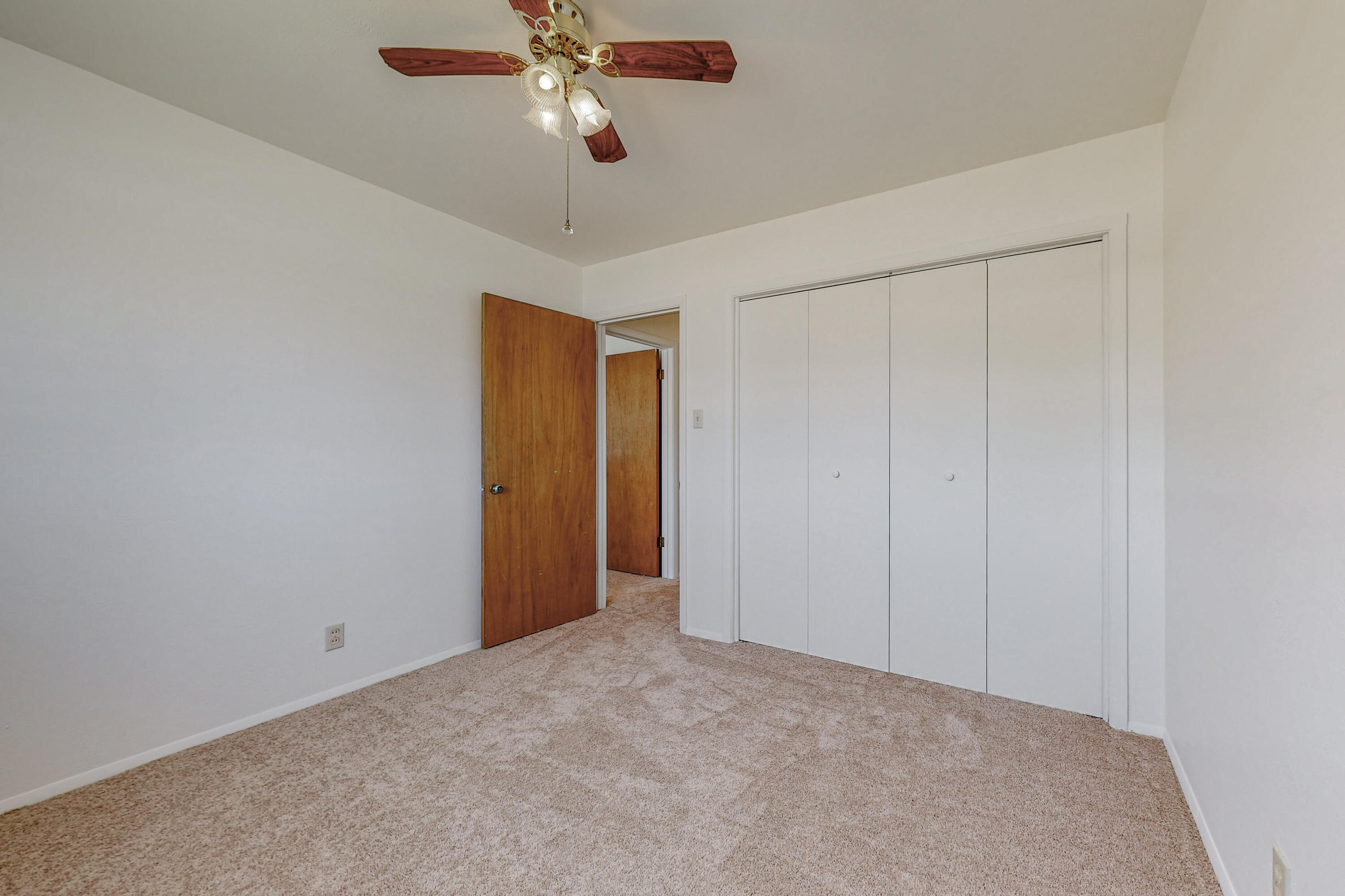 309 GENERAL ARNOLD Street NE