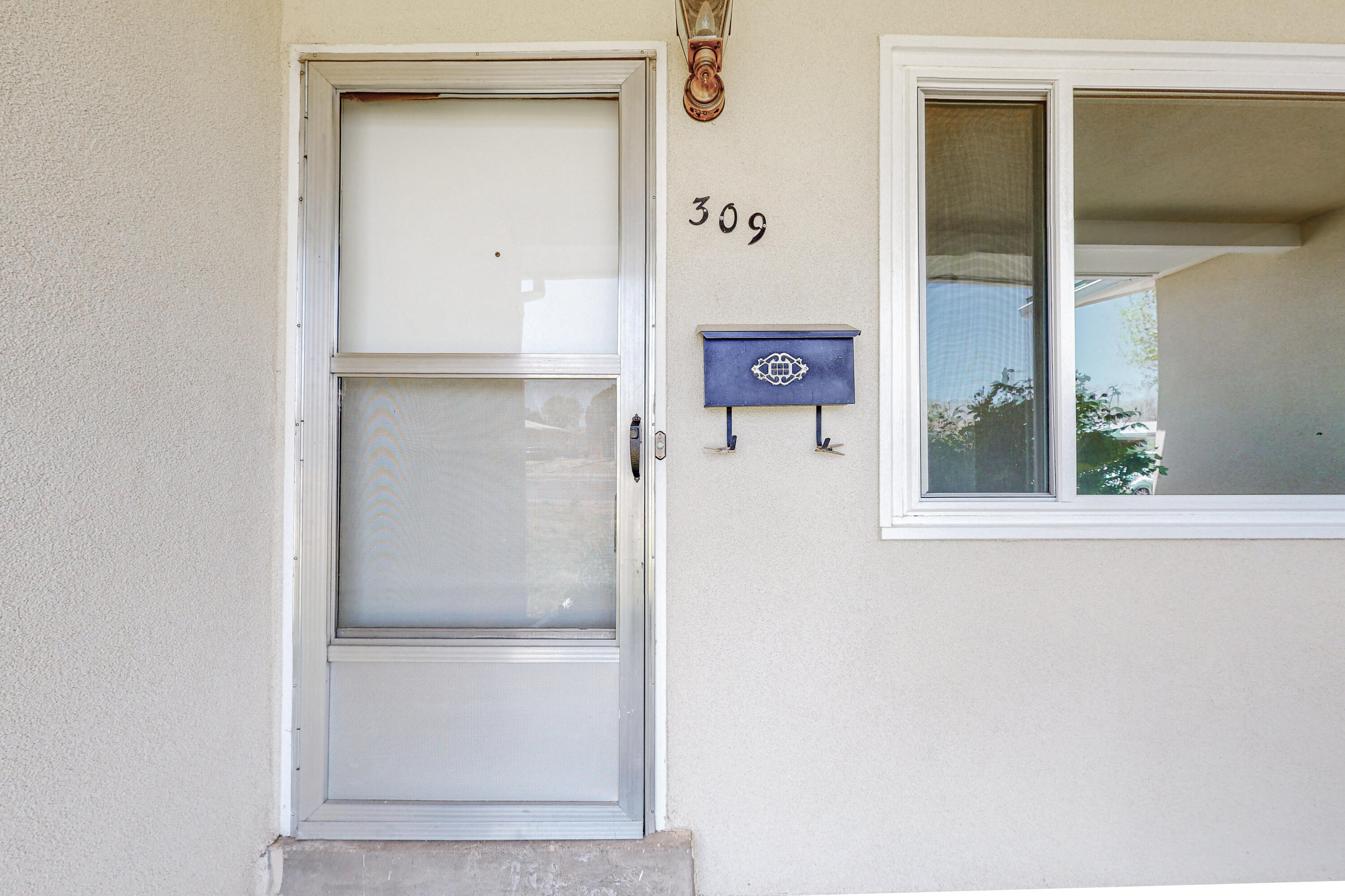 309 GENERAL ARNOLD Street NE