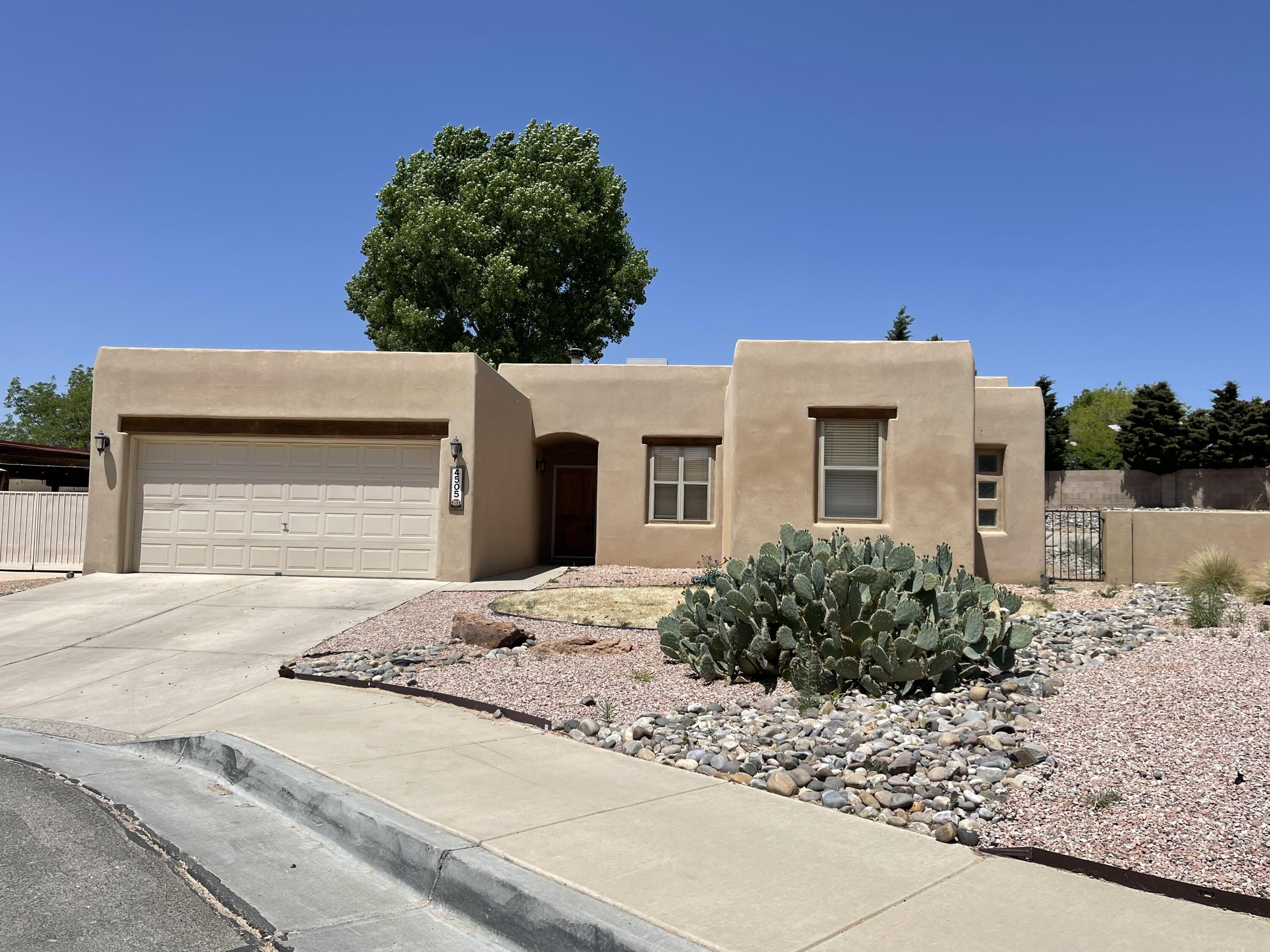 4505 NOCHE CLARA Avenue NW