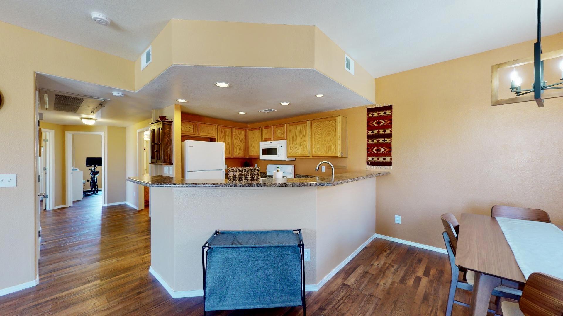 6800 Vista Del Norte Drive NE Unit: 1123