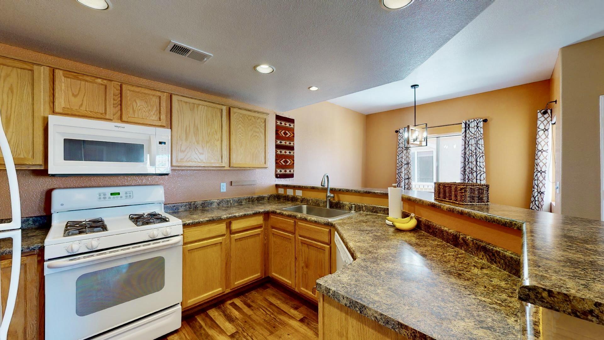 6800 Vista Del Norte Drive NE Unit: 1123