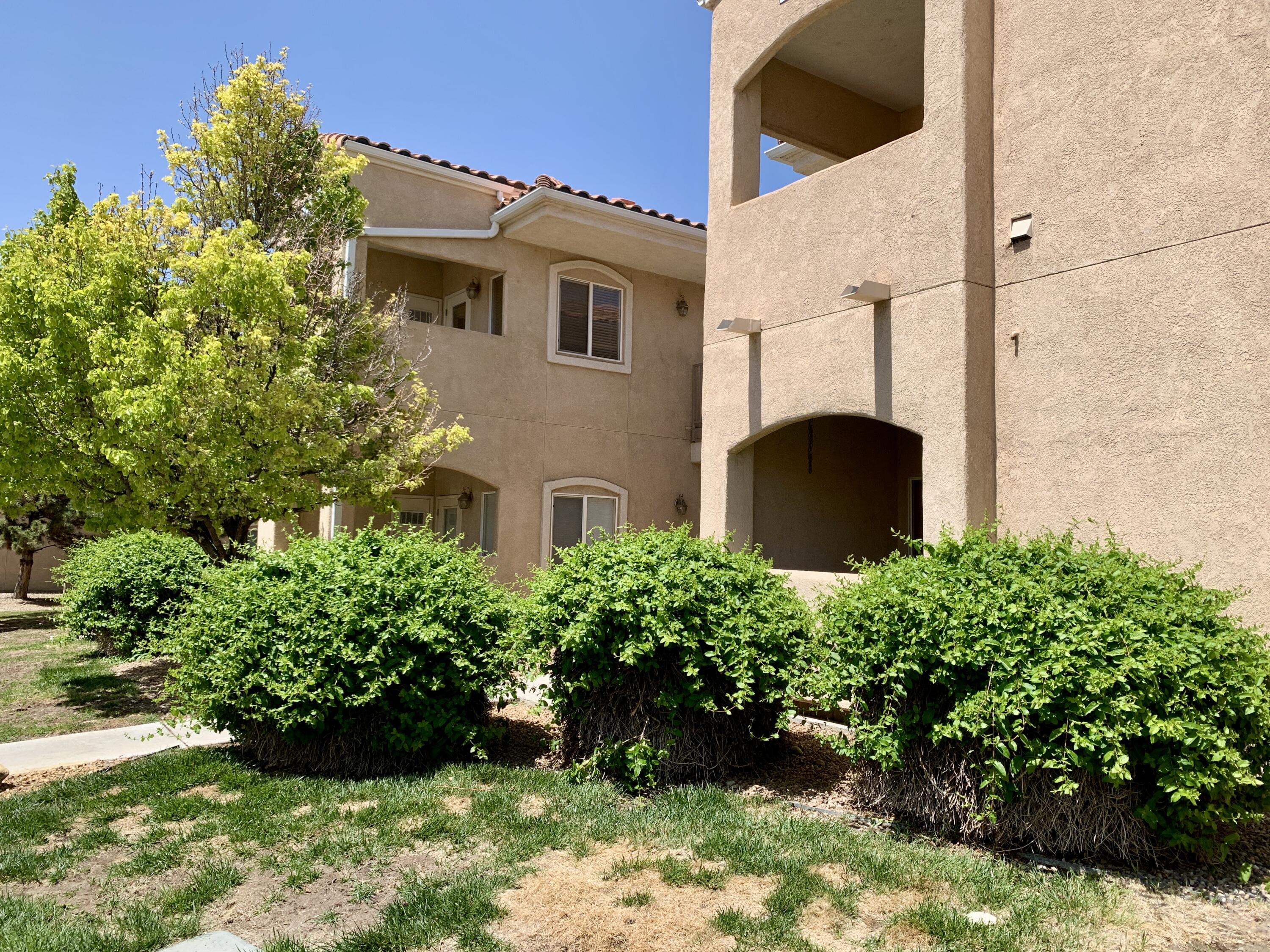 6800 Vista Del Norte Drive NE Unit: 1123