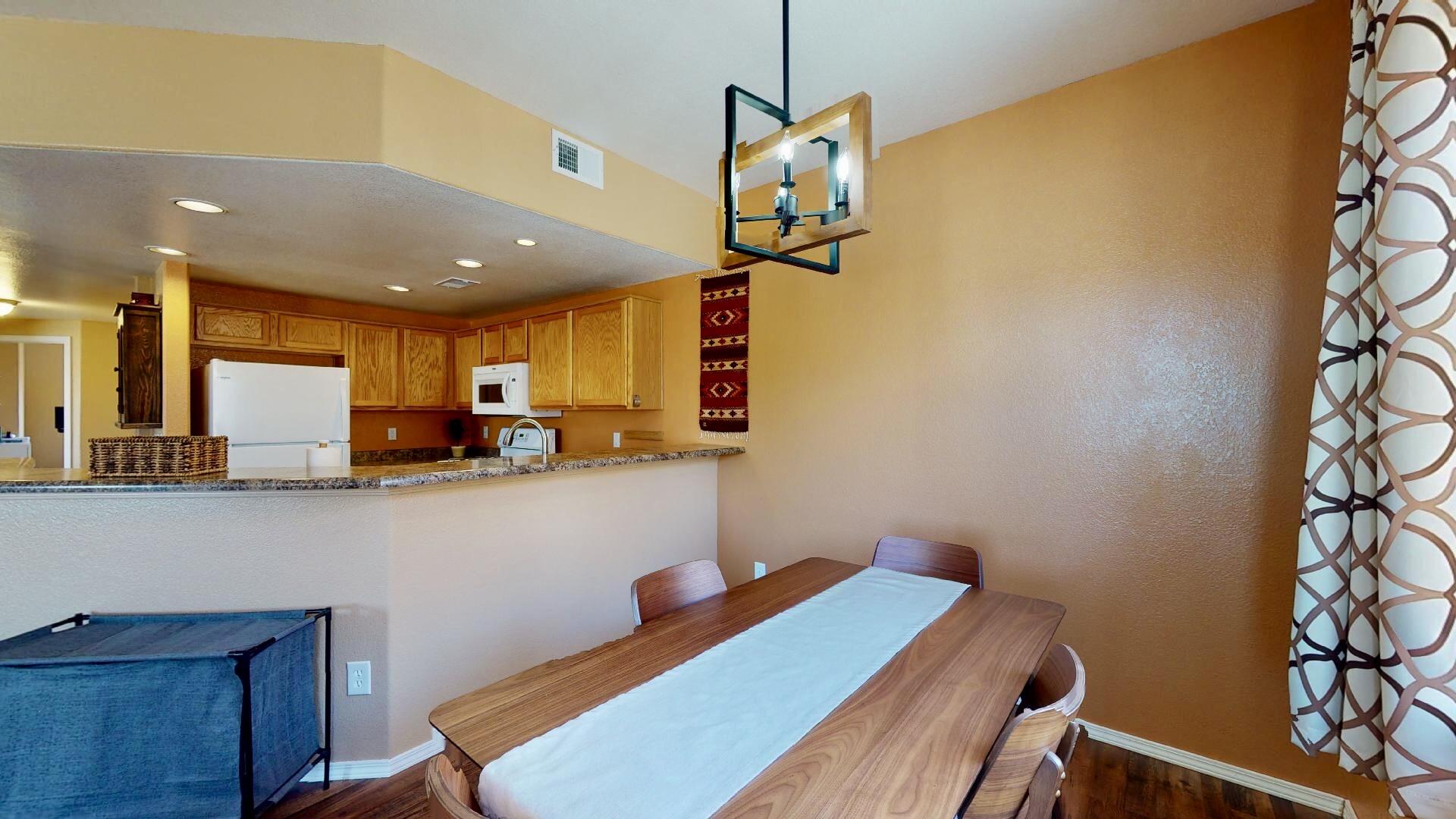 6800 Vista Del Norte Drive NE Unit: 1123