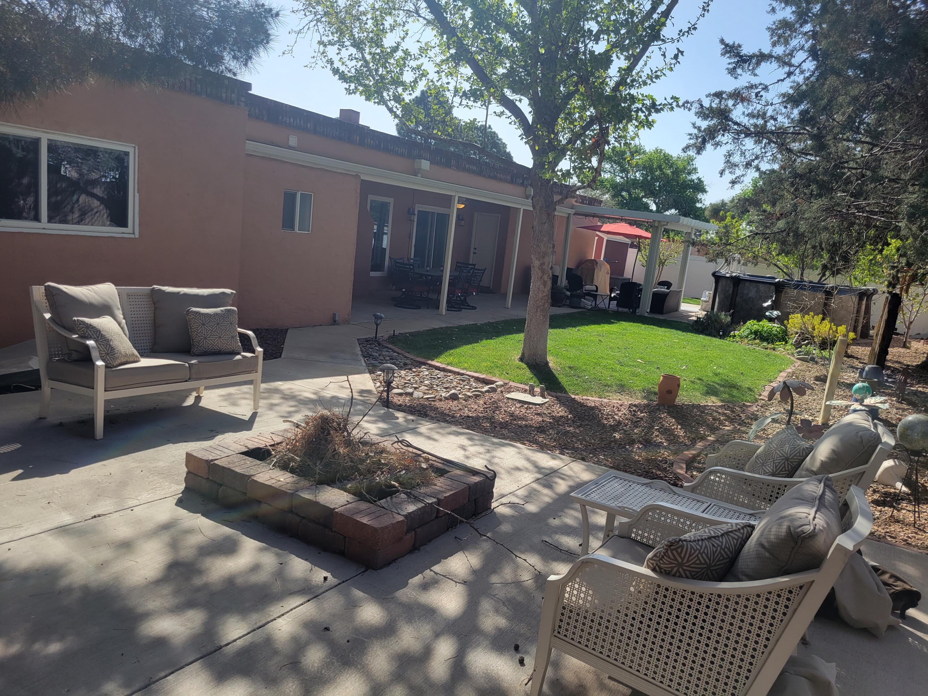 10201 KEEPING Drive NW