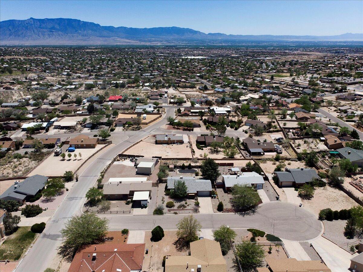 536 VALUE Court SE