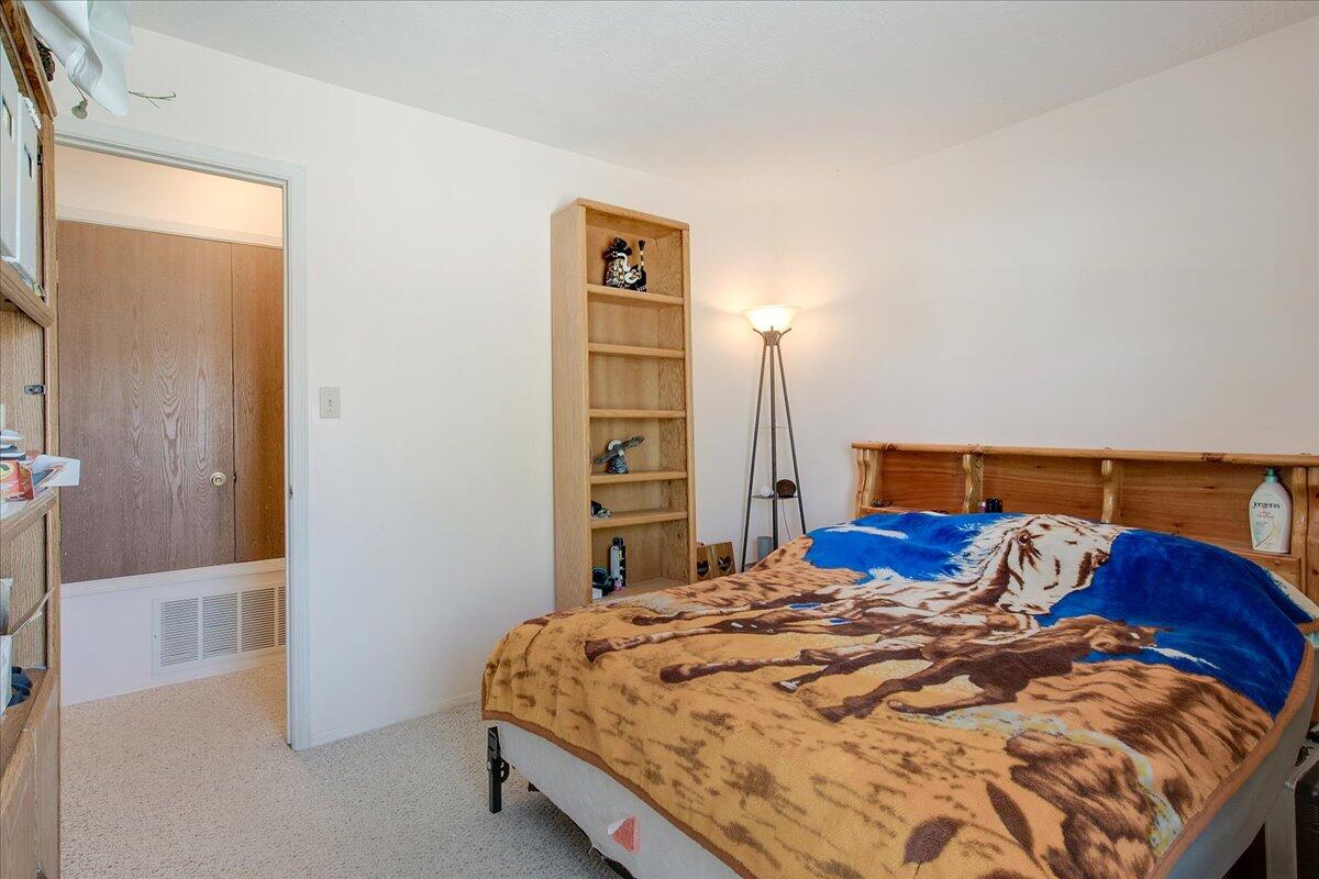 536 VALUE Court SE