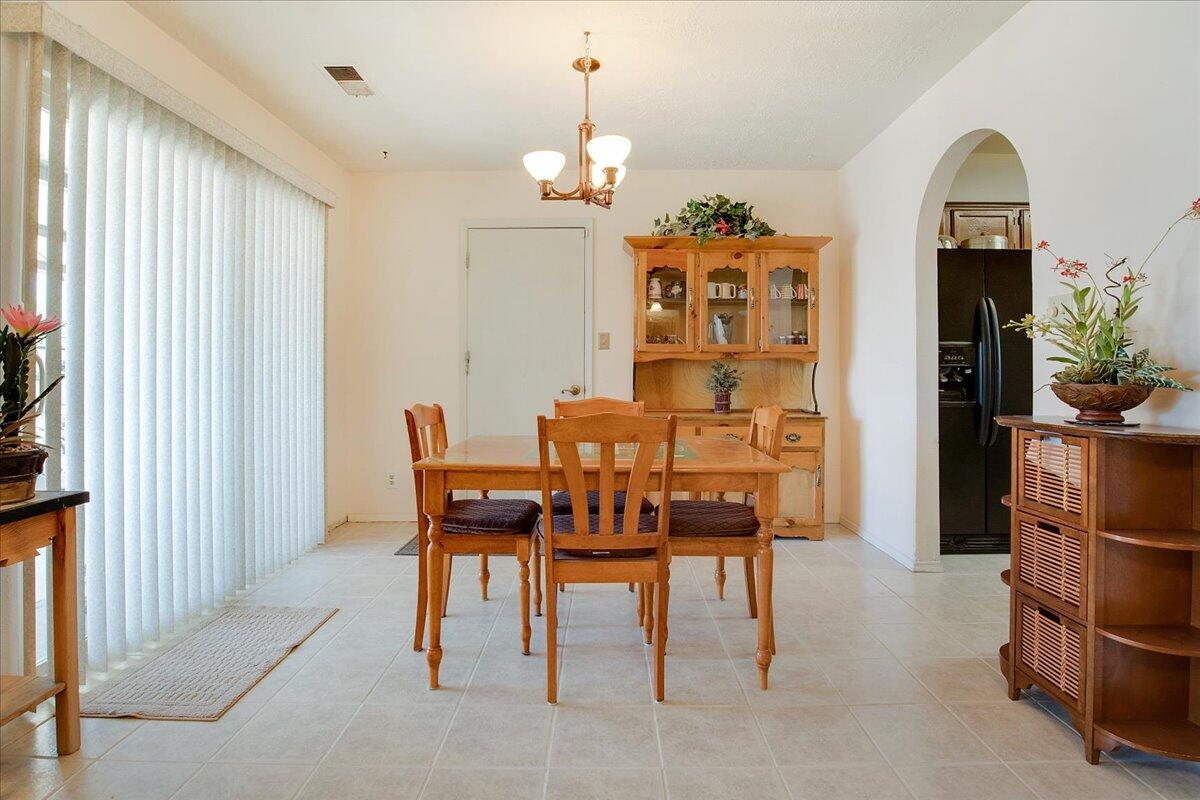 536 VALUE Court SE