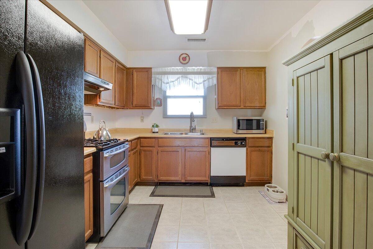536 VALUE Court SE