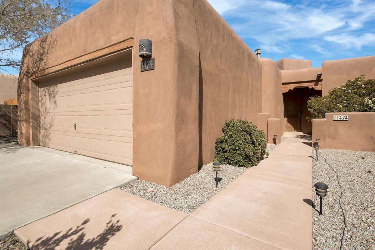 1424 TIFFANY Lane SE