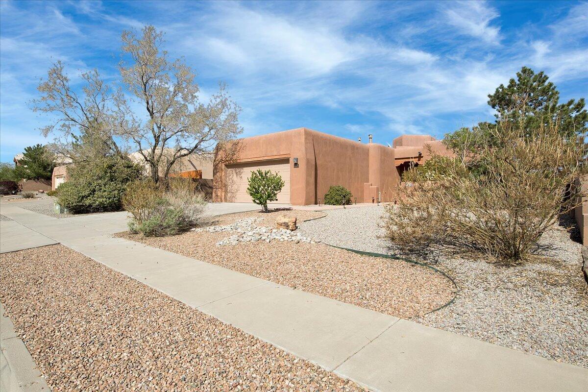 1424 TIFFANY Lane SE